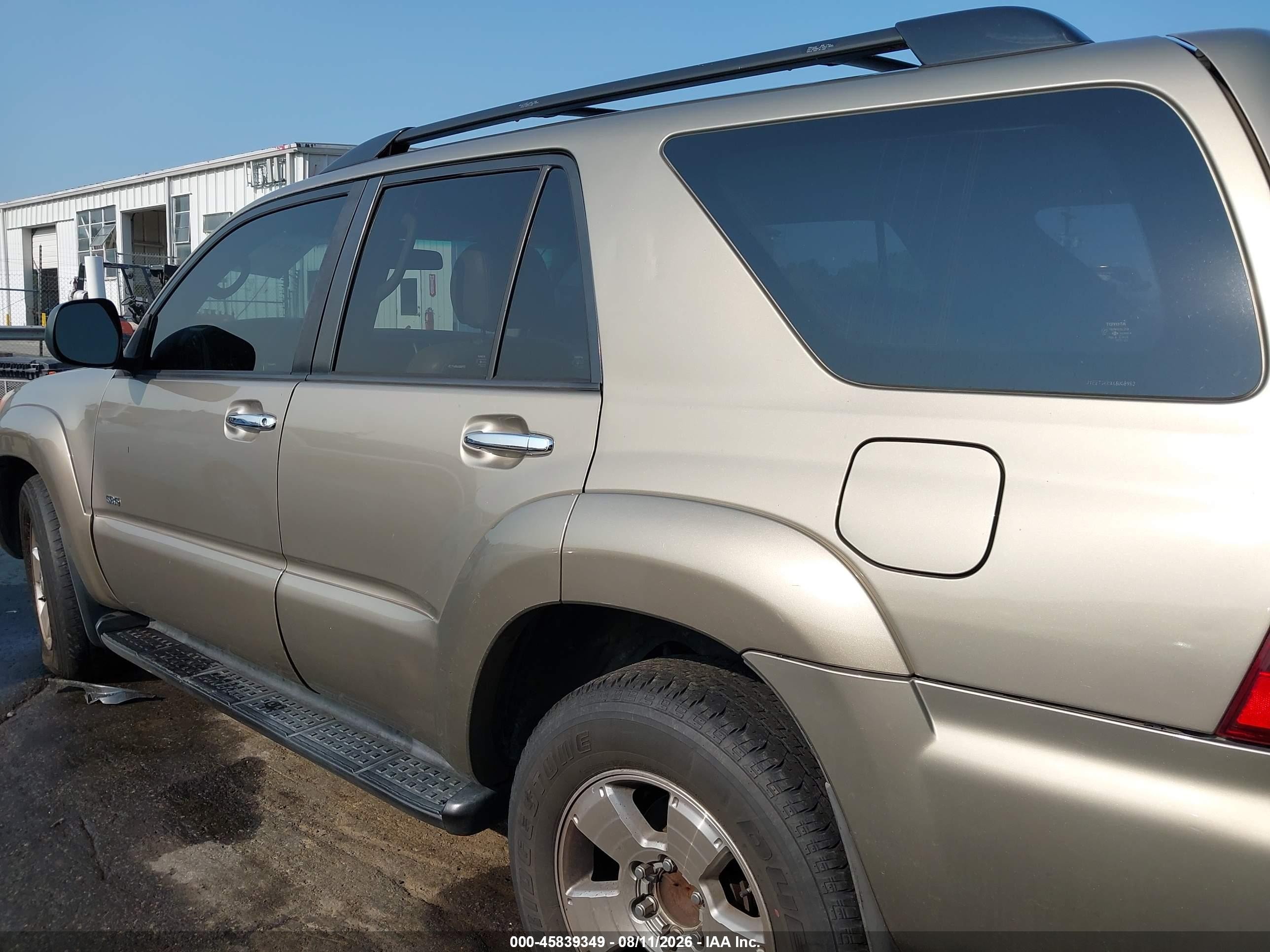 2006 Toyota 4runner Sr5 V8 Gold vin: JTEZT14RX68008982