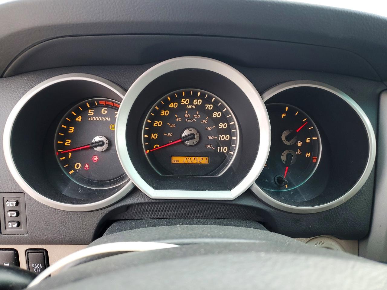 2008 Toyota 4runner Limited Silver vin: JTEZT17RX88012352