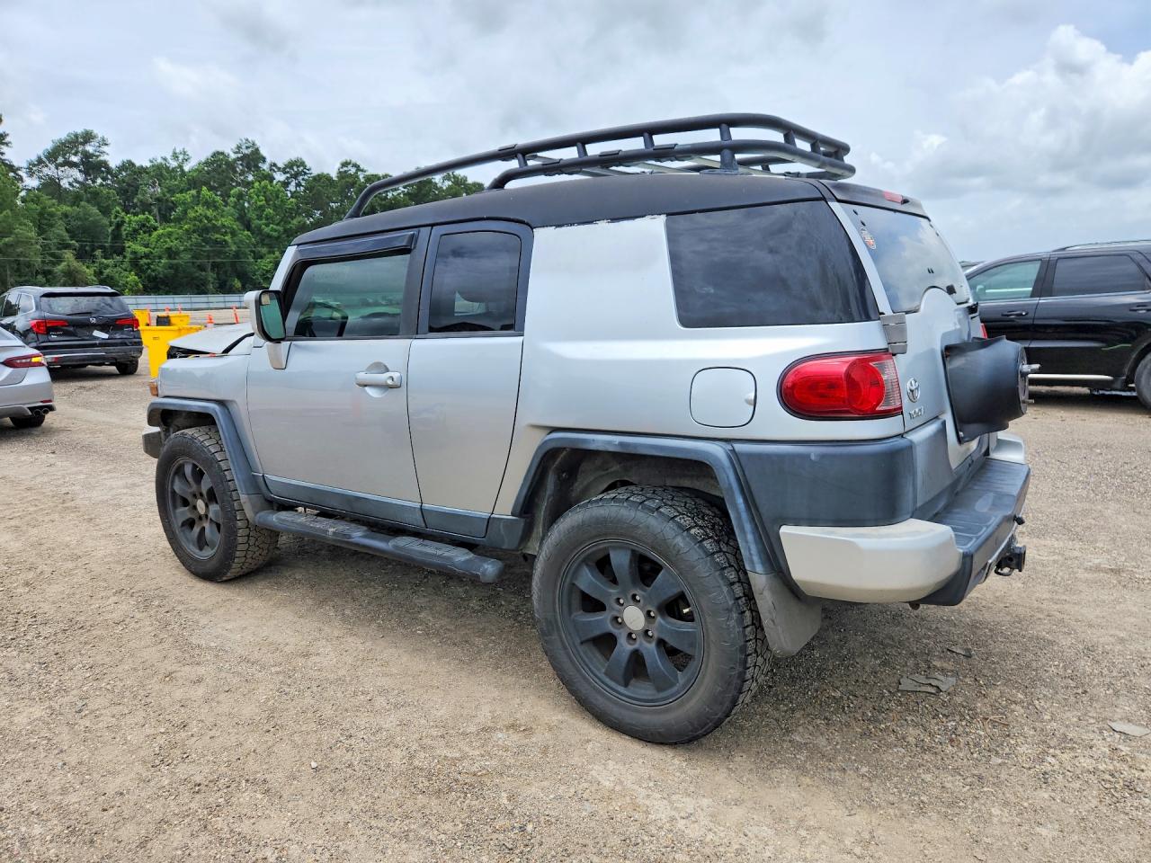 2007 Toyota Fj Cruiser Base Silver vin: JTEZU11F070002499