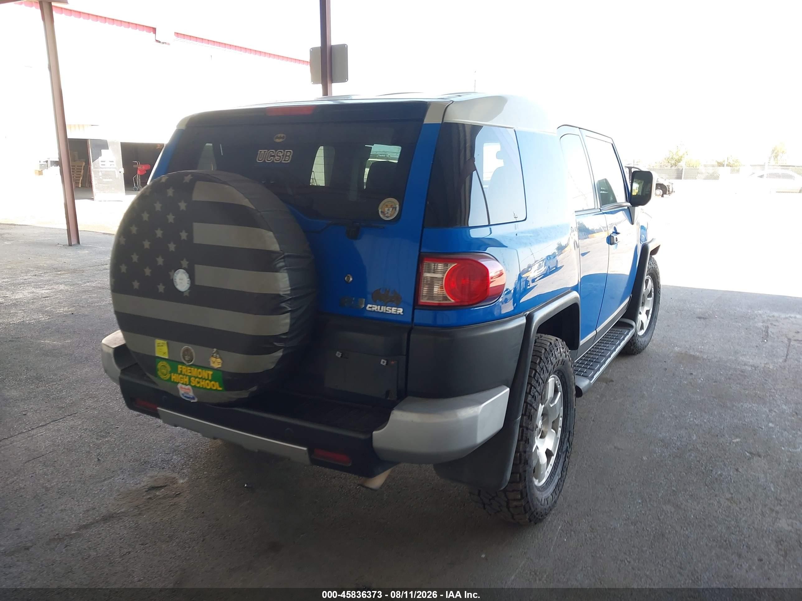 2007 Toyota Fj Cruiser   Blue vin: JTEZU11F070017617