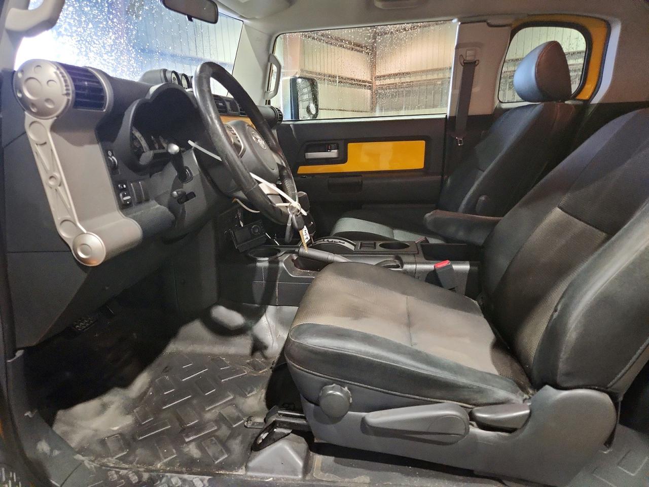 2008 Toyota Fj Cruiser Base Yellow vin: JTEZU11F08K007451