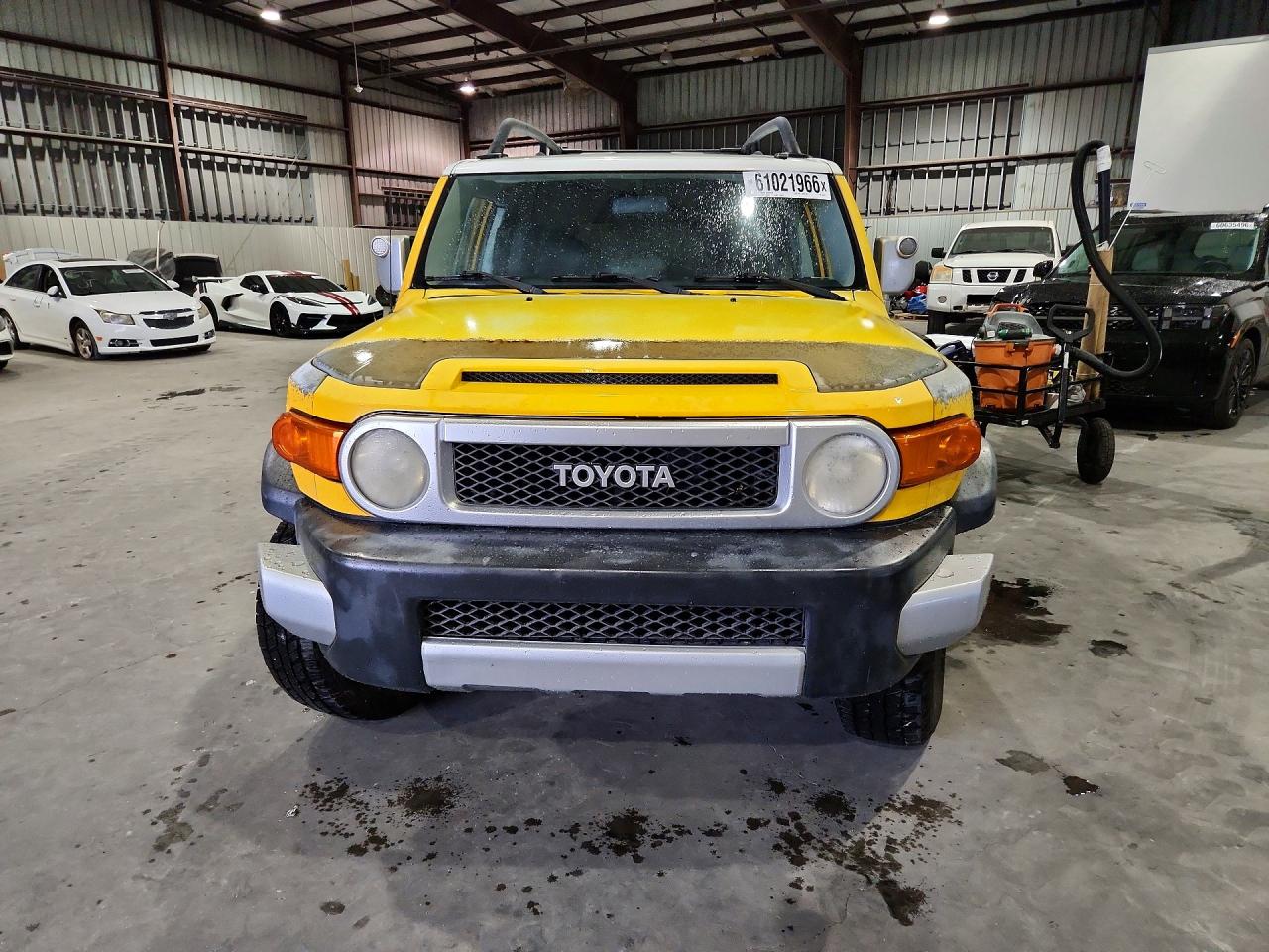 2008 Toyota Fj Cruiser Base Yellow vin: JTEZU11F08K007451
