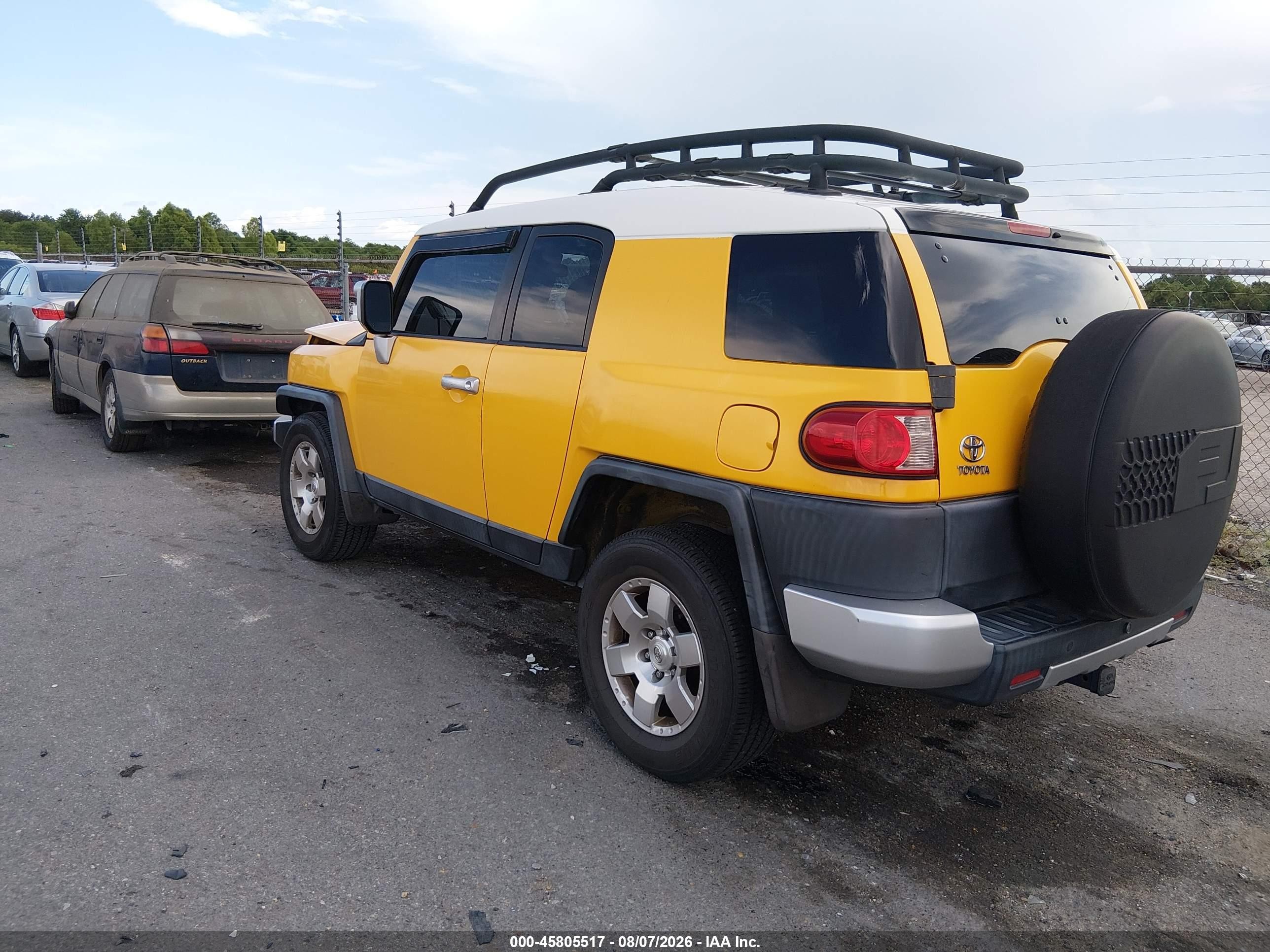 2008 Toyota Fj Cruiser   Yellow vin: JTEZU11F38K001644