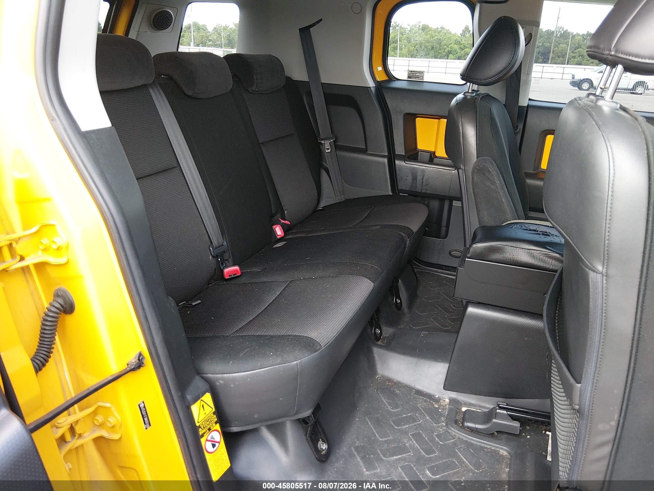 2008 Toyota Fj Cruiser   Yellow vin: JTEZU11F38K001644