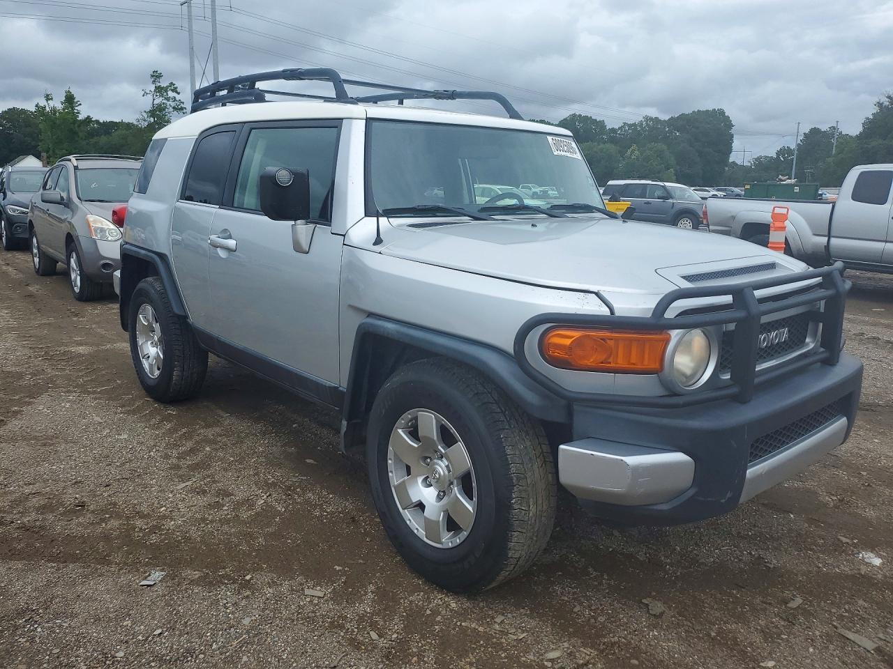 2008 Toyota Fj Cruiser Base Серебряный vin: JTEZU11F38K002860
