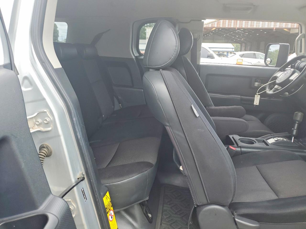 2008 Toyota Fj Cruiser Base Серебряный vin: JTEZU11F38K002860