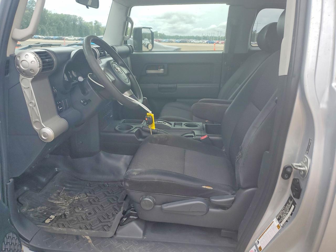 2008 Toyota Fj Cruiser Base Серебряный vin: JTEZU11F38K002860