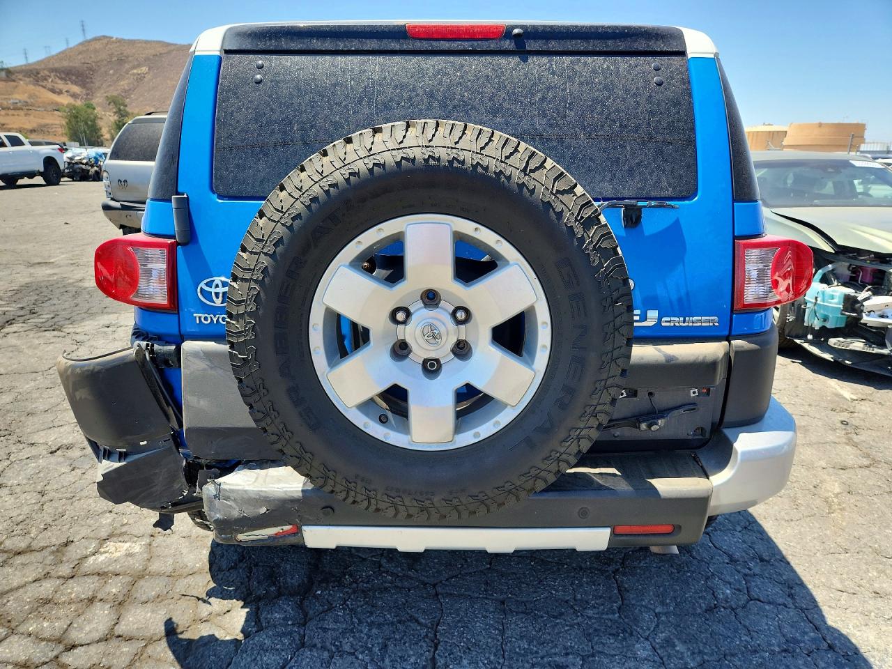 2007 Toyota Fj Cruiser Base Blue vin: JTEZU11F470015420