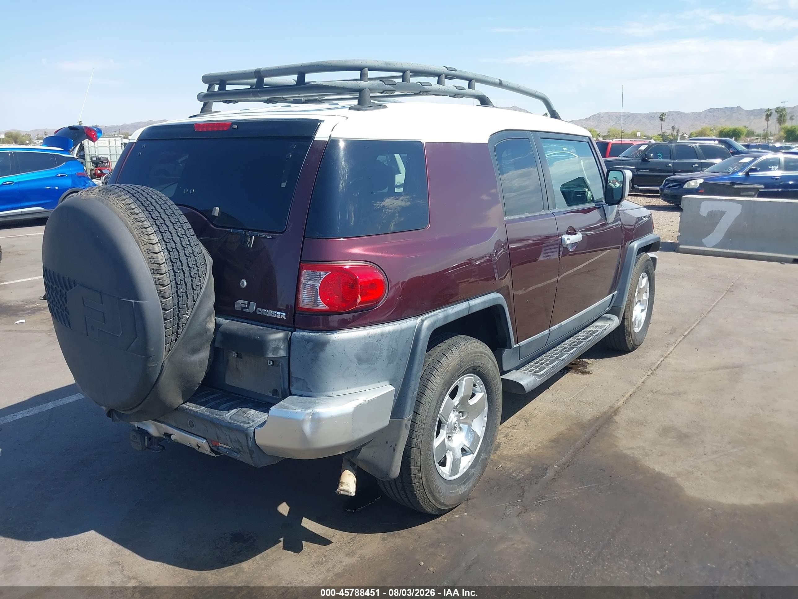 2007 Toyota Fj Cruiser   Maroon vin: JTEZU11F670008498