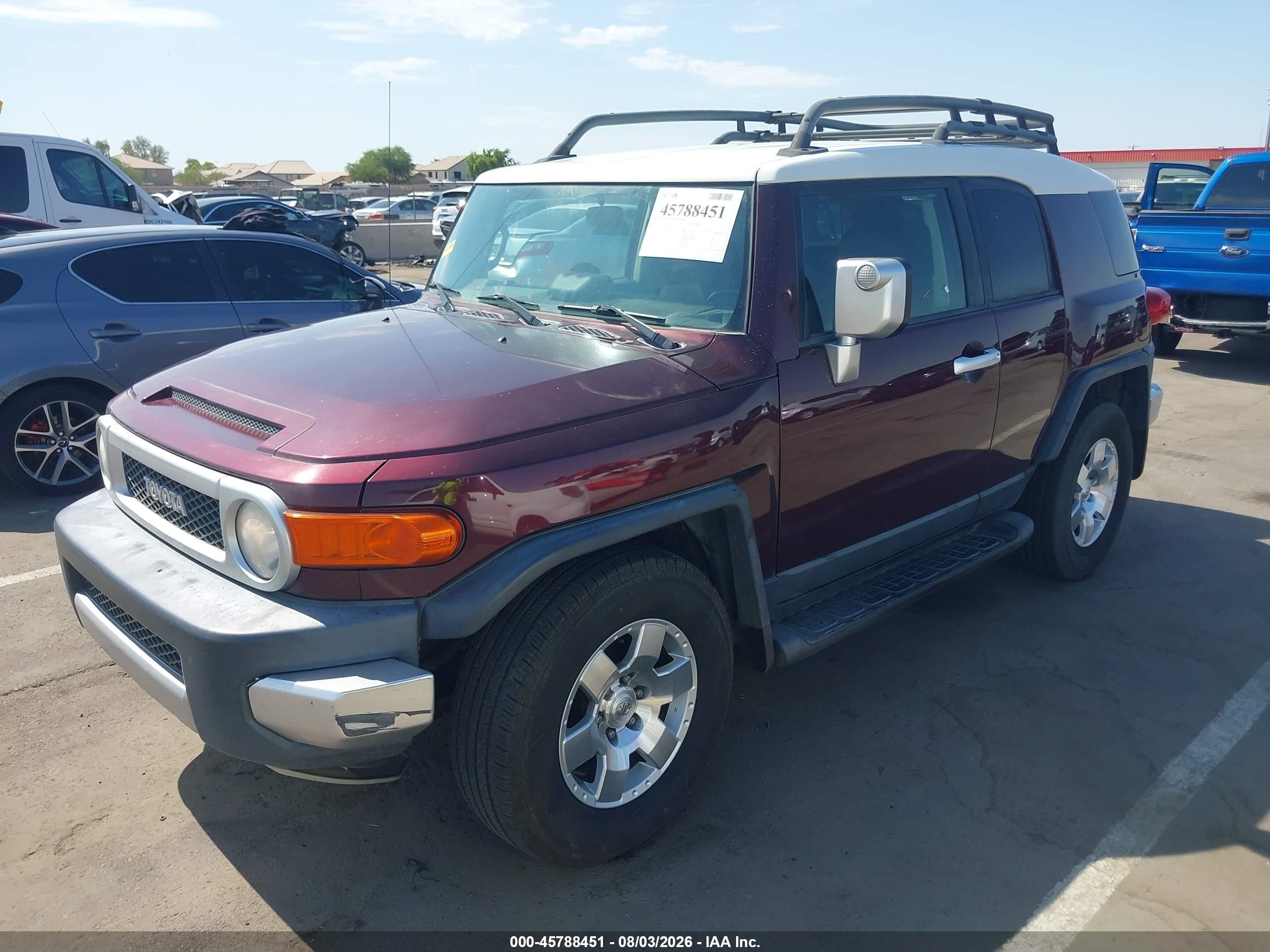 2007 Toyota Fj Cruiser   Maroon vin: JTEZU11F670008498
