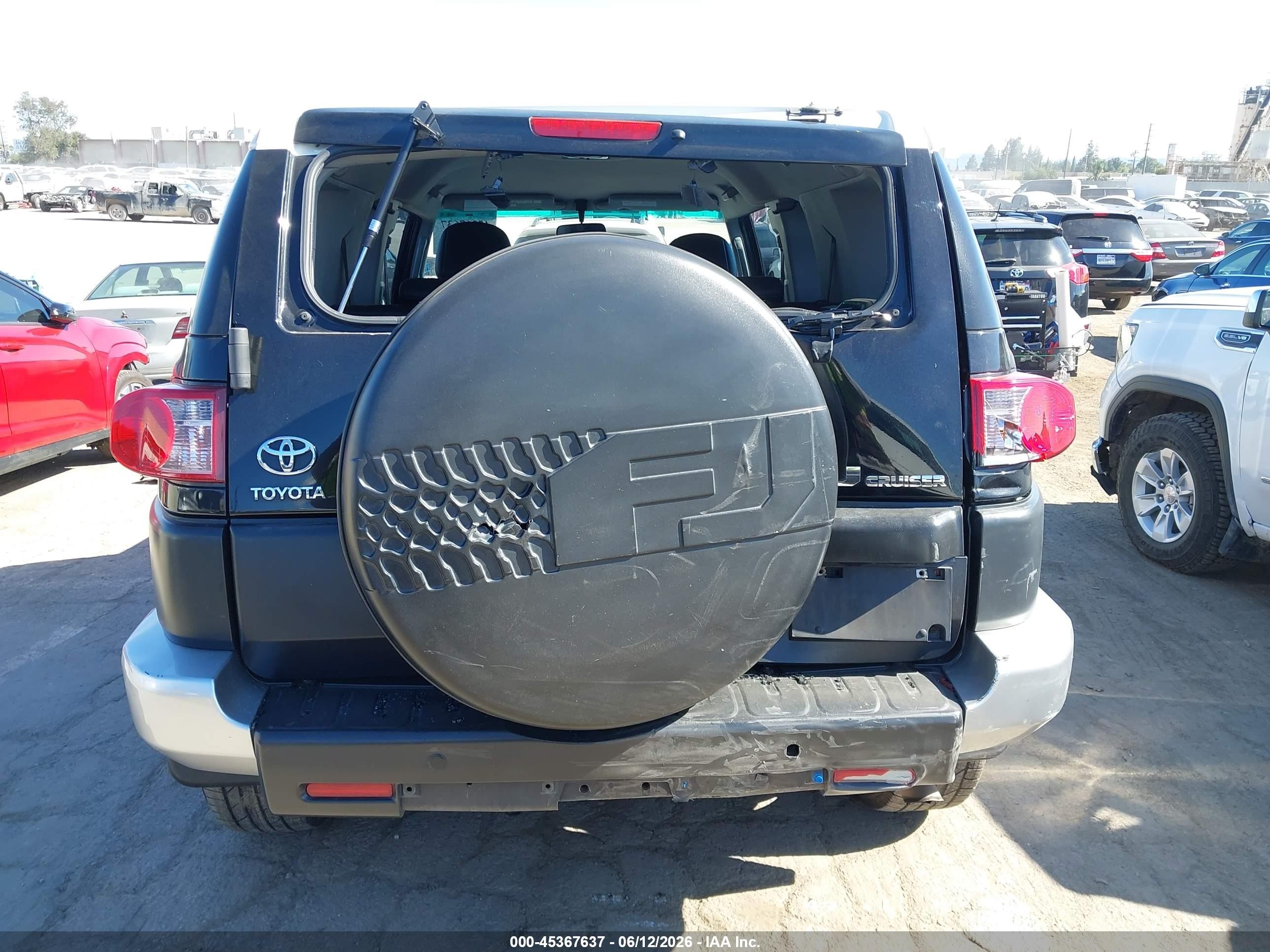 2007 Toyota Fj Cruiser   Black vin: JTEZU11F770012088