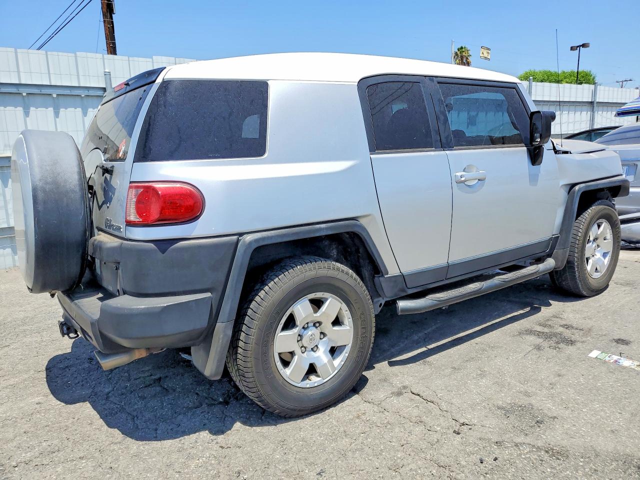 2007 Toyota Fj Cruiser Base Silver vin: JTEZU11F770012401