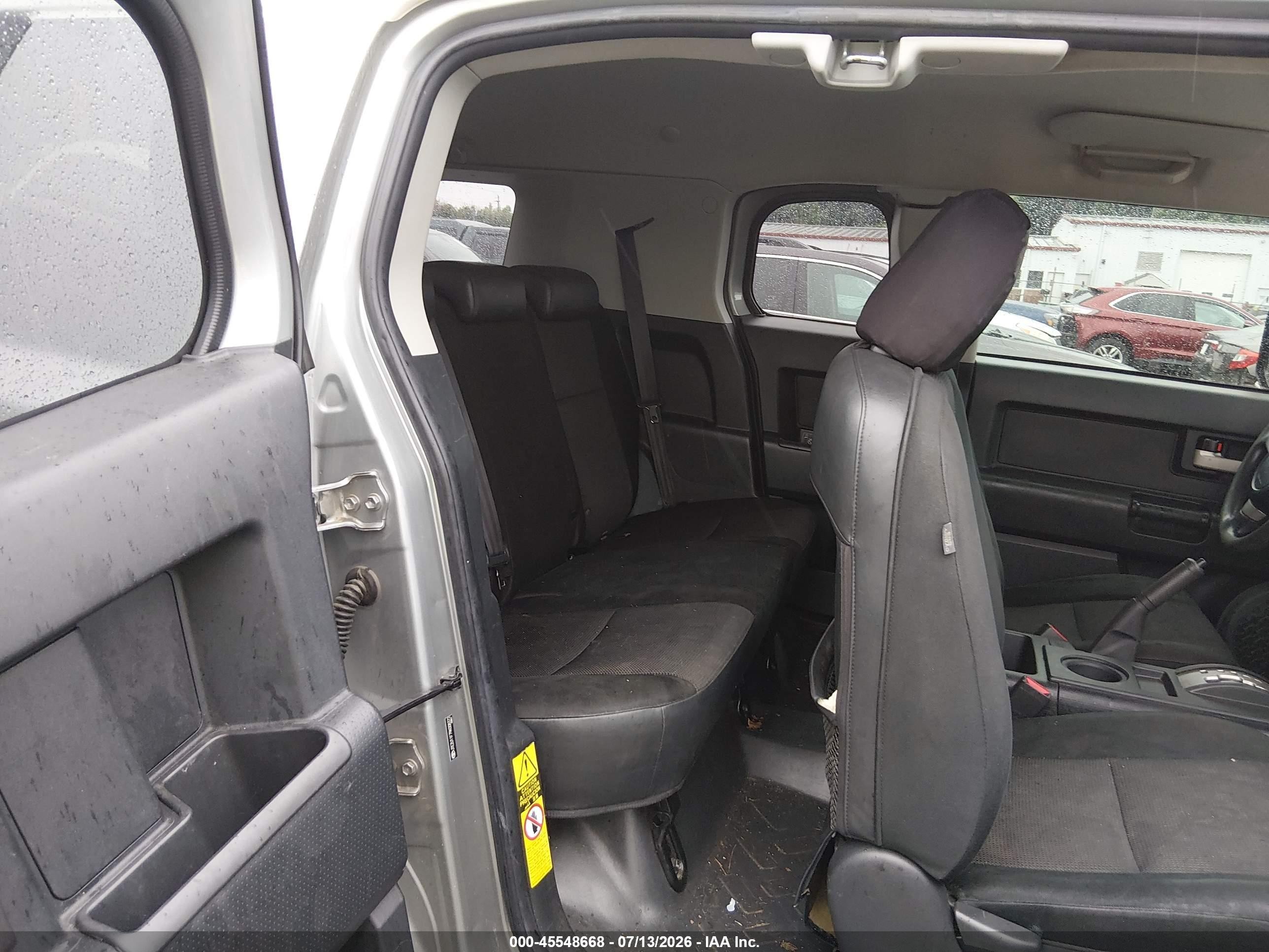 2009 Toyota Fj Cruiser   Серый vin: JTEZU11F79K008372