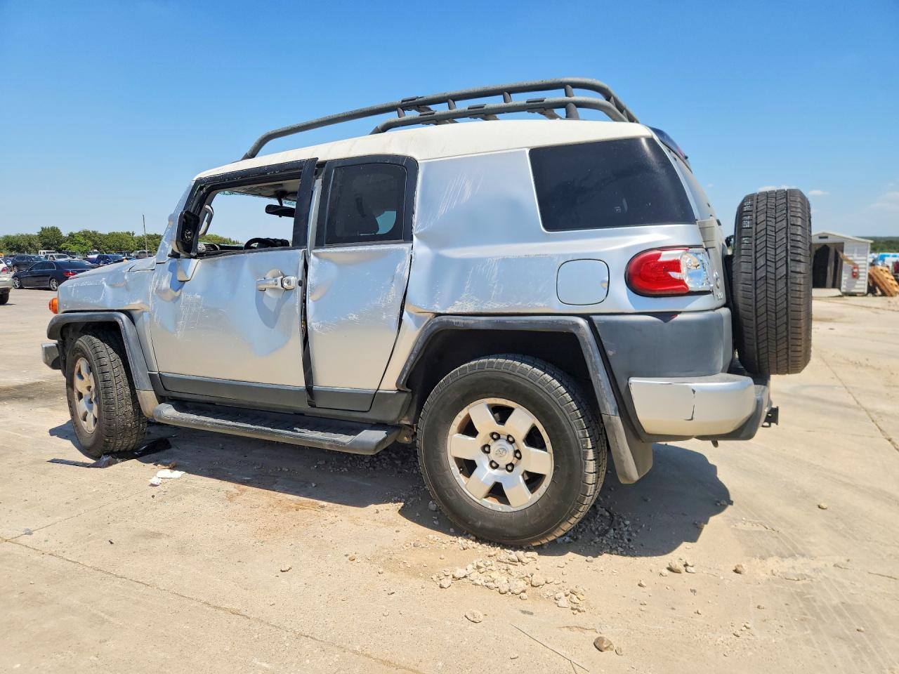 2007 Toyota Fj Cruiser Base Silver vin: JTEZU11F870015159