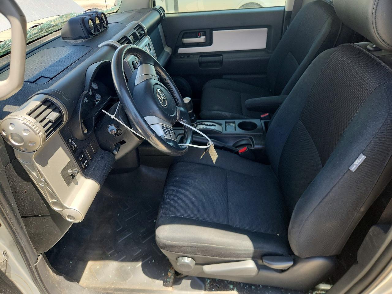 2007 Toyota Fj Cruiser Base Silver vin: JTEZU11F870015159
