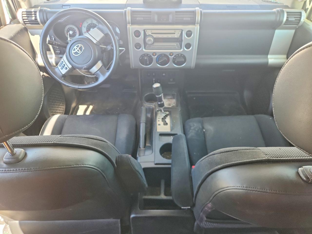 2007 Toyota Fj Cruiser Base Silver vin: JTEZU11F870015159