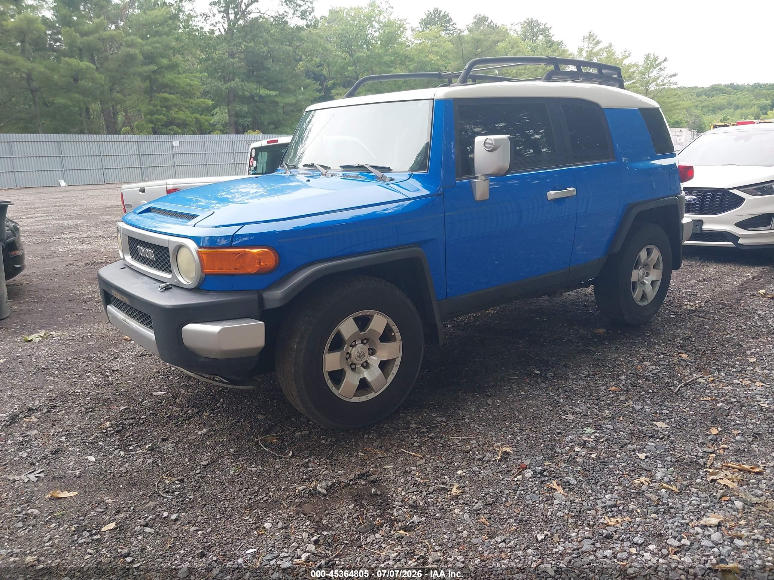 2007 Toyota Fj Cruiser   Blue vin: JTEZU11FX70013168