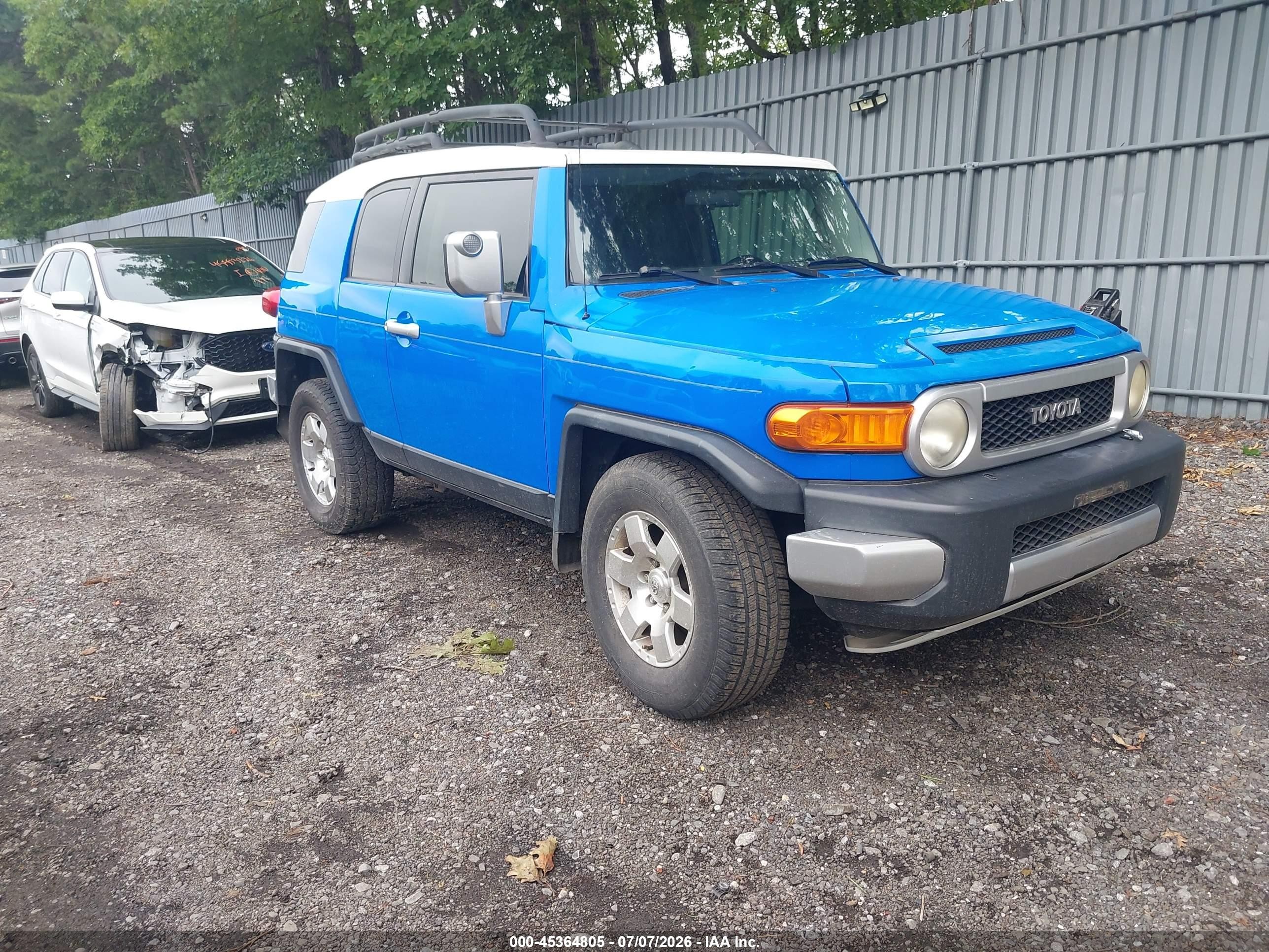 2007 Toyota Fj Cruiser   Blue vin: JTEZU11FX70013168