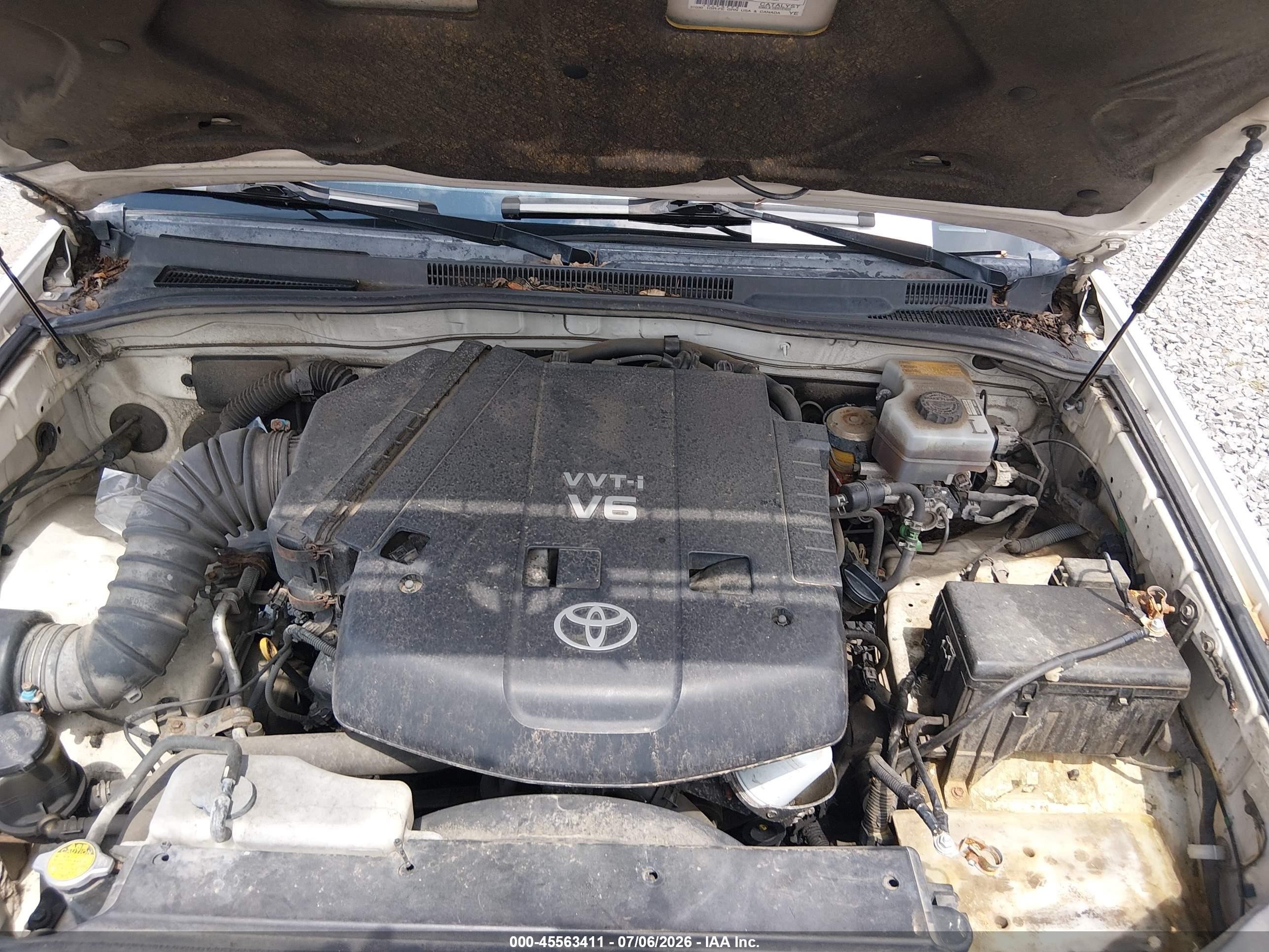 2003 Toyota 4runner Sr5 V6 White vin: JTEZU14R038007221