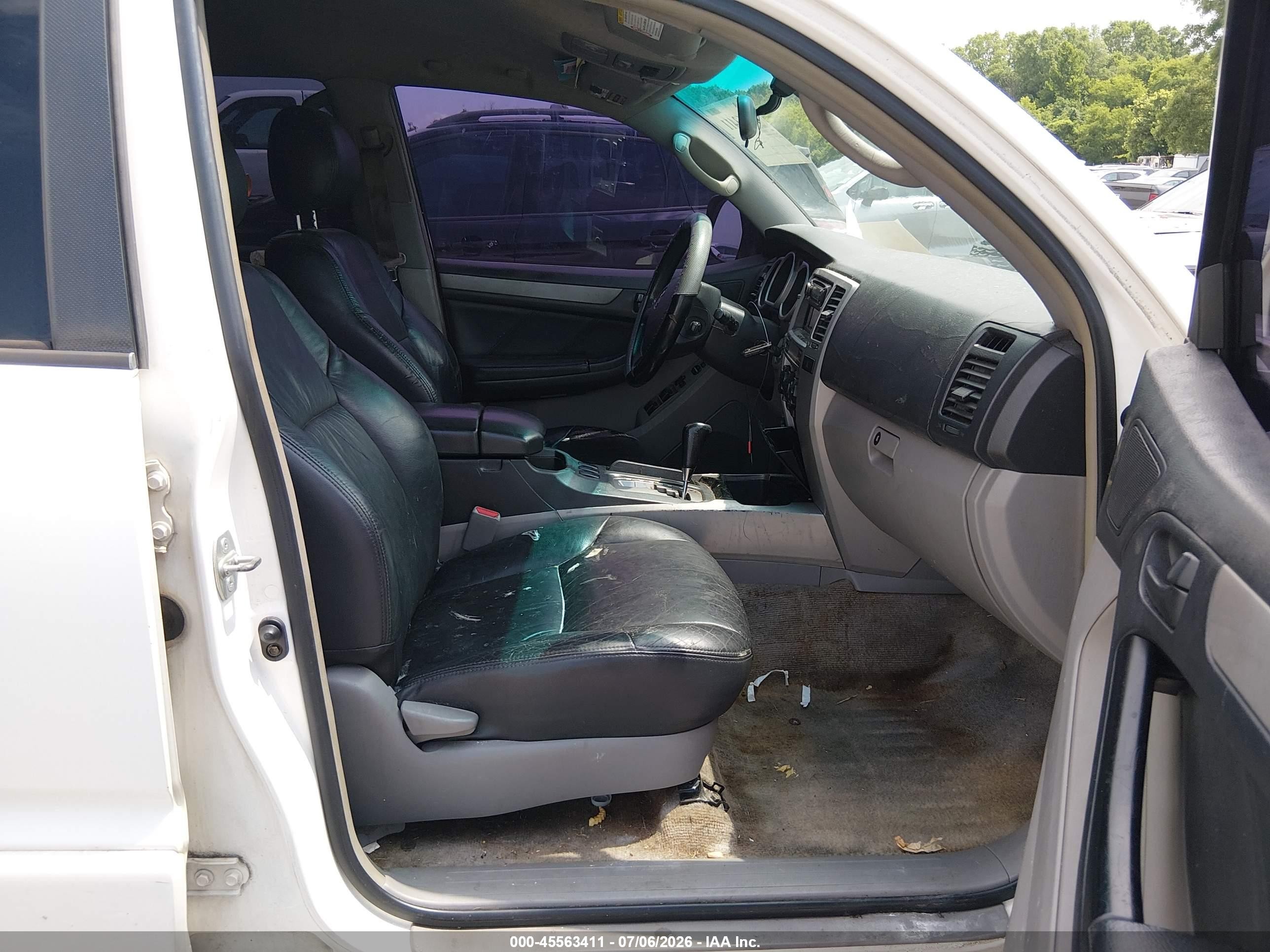 2003 Toyota 4runner Sr5 V6 White vin: JTEZU14R038007221