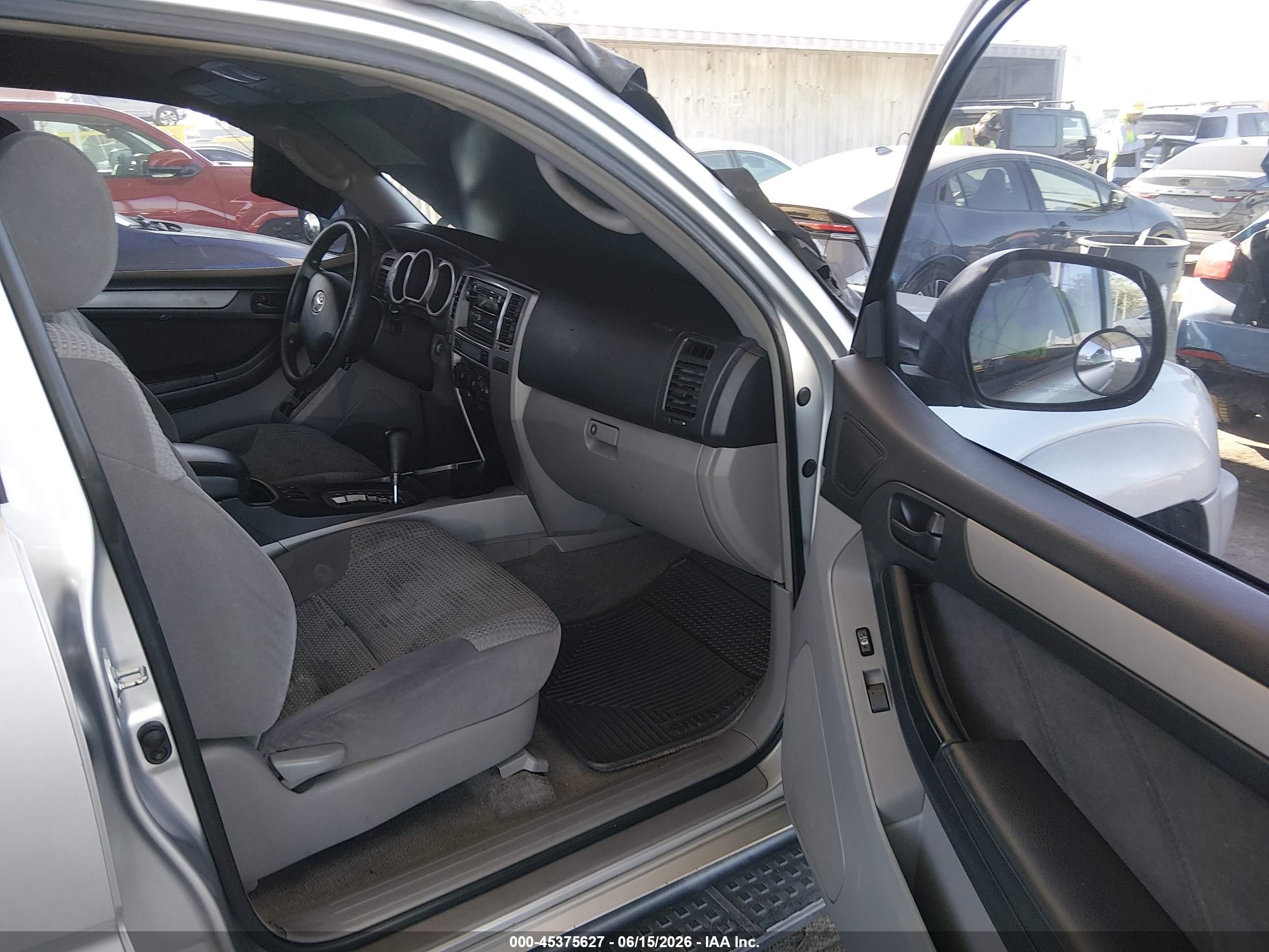 2005 Toyota 4runner Sr5 V6 Silver vin: JTEZU14R050054895