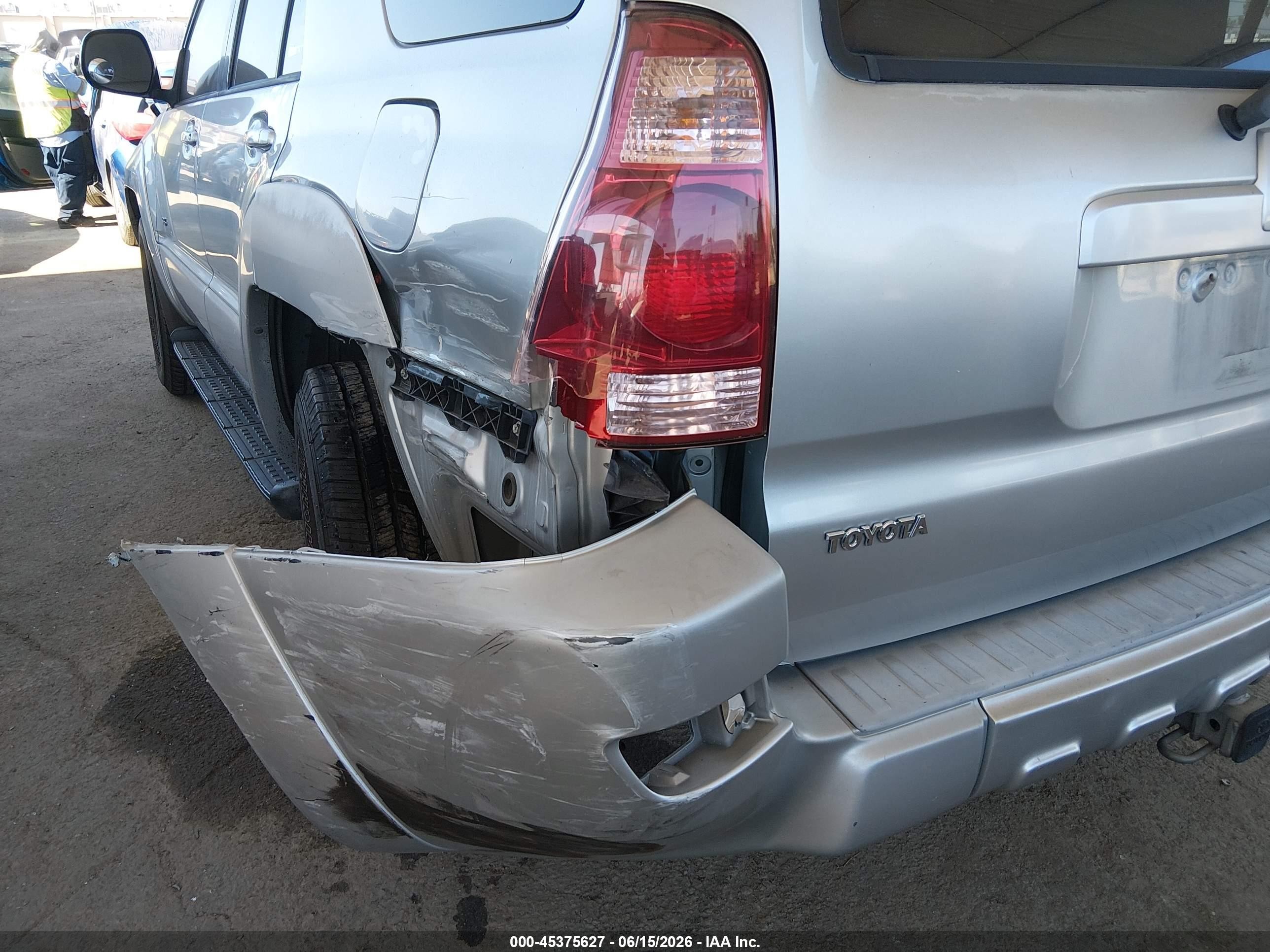2005 Toyota 4runner Sr5 V6 Silver vin: JTEZU14R050054895