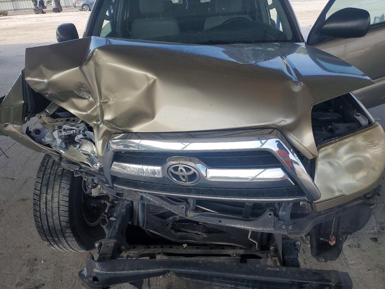 2007 Toyota 4runner Sr5 Gold vin: JTEZU14R078066601