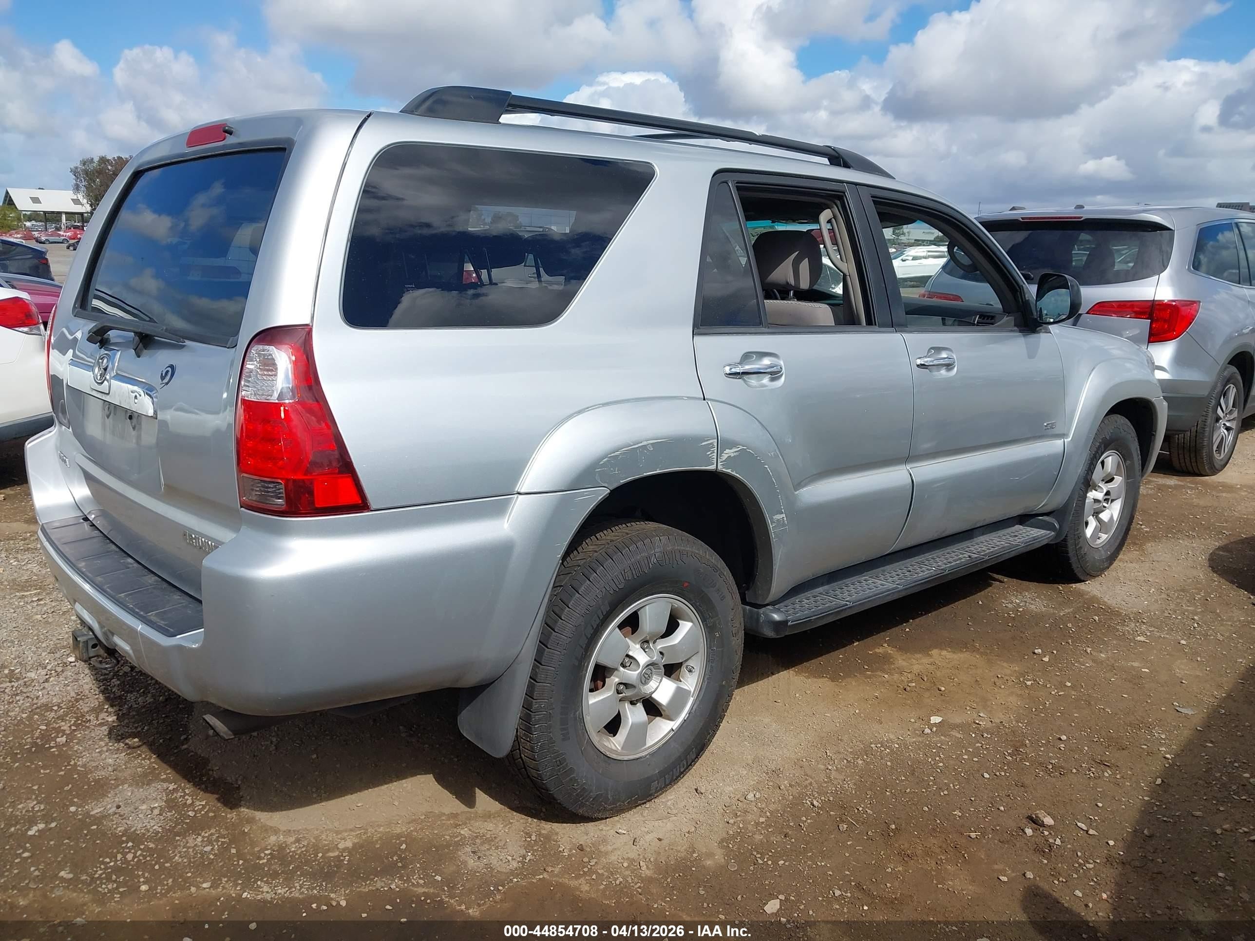 2007 Toyota 4runner Sr5 V6 Silver vin: JTEZU14R078072155
