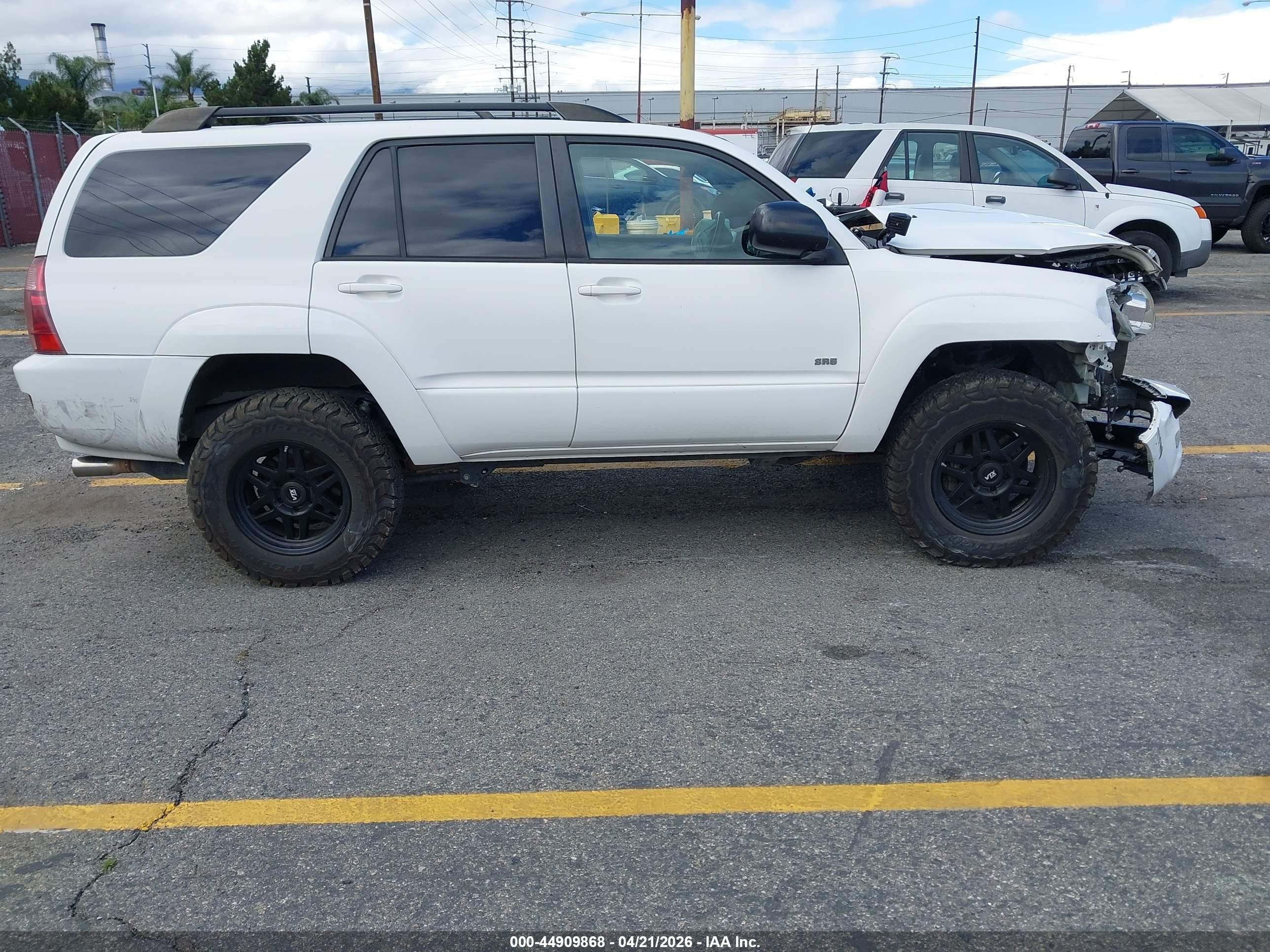 2005 Toyota 4runner Sr5 V6 White vin: JTEZU14R150057501