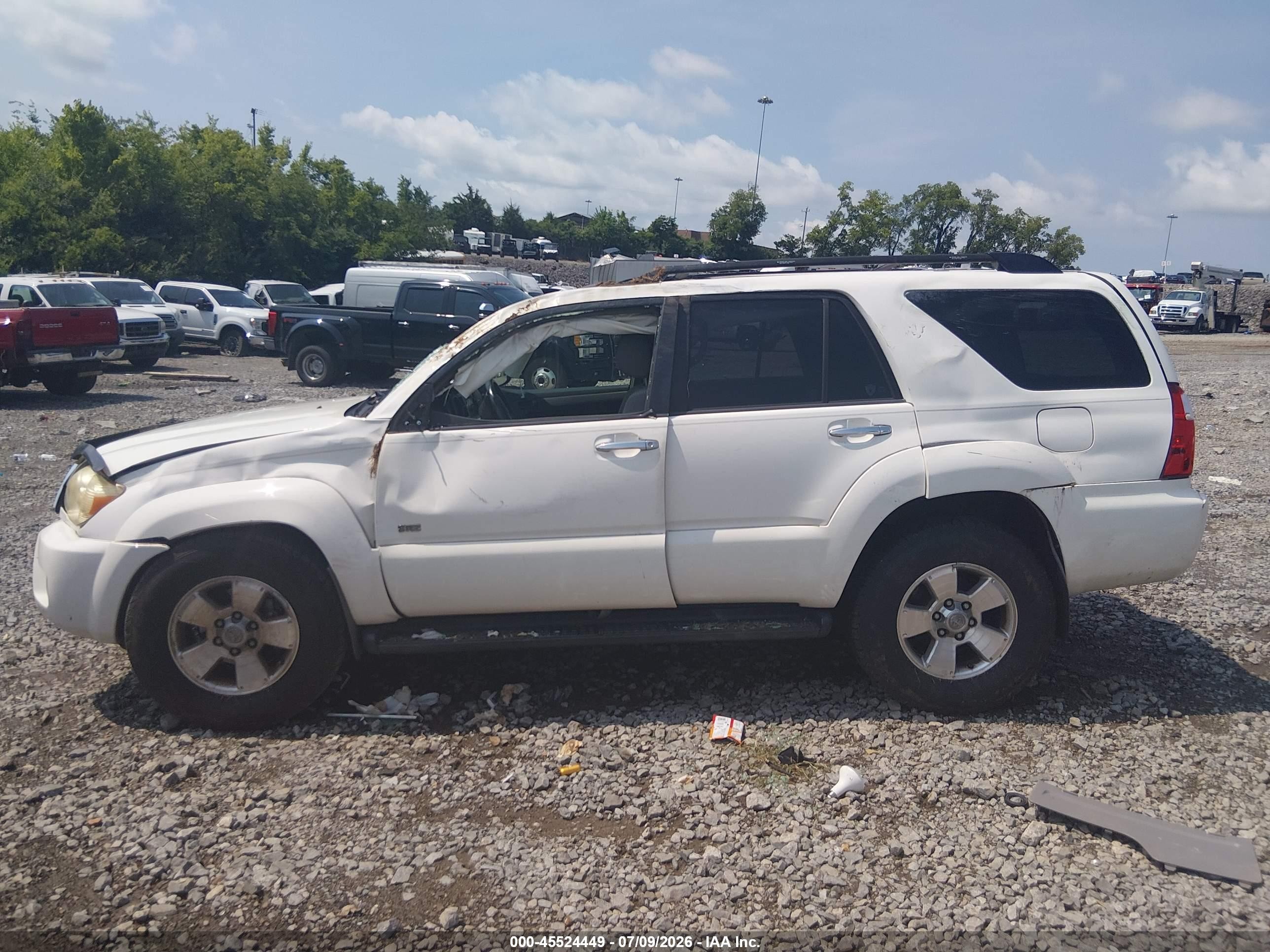 2008 Toyota 4runner Sr5 V6 White vin: JTEZU14R18K009571