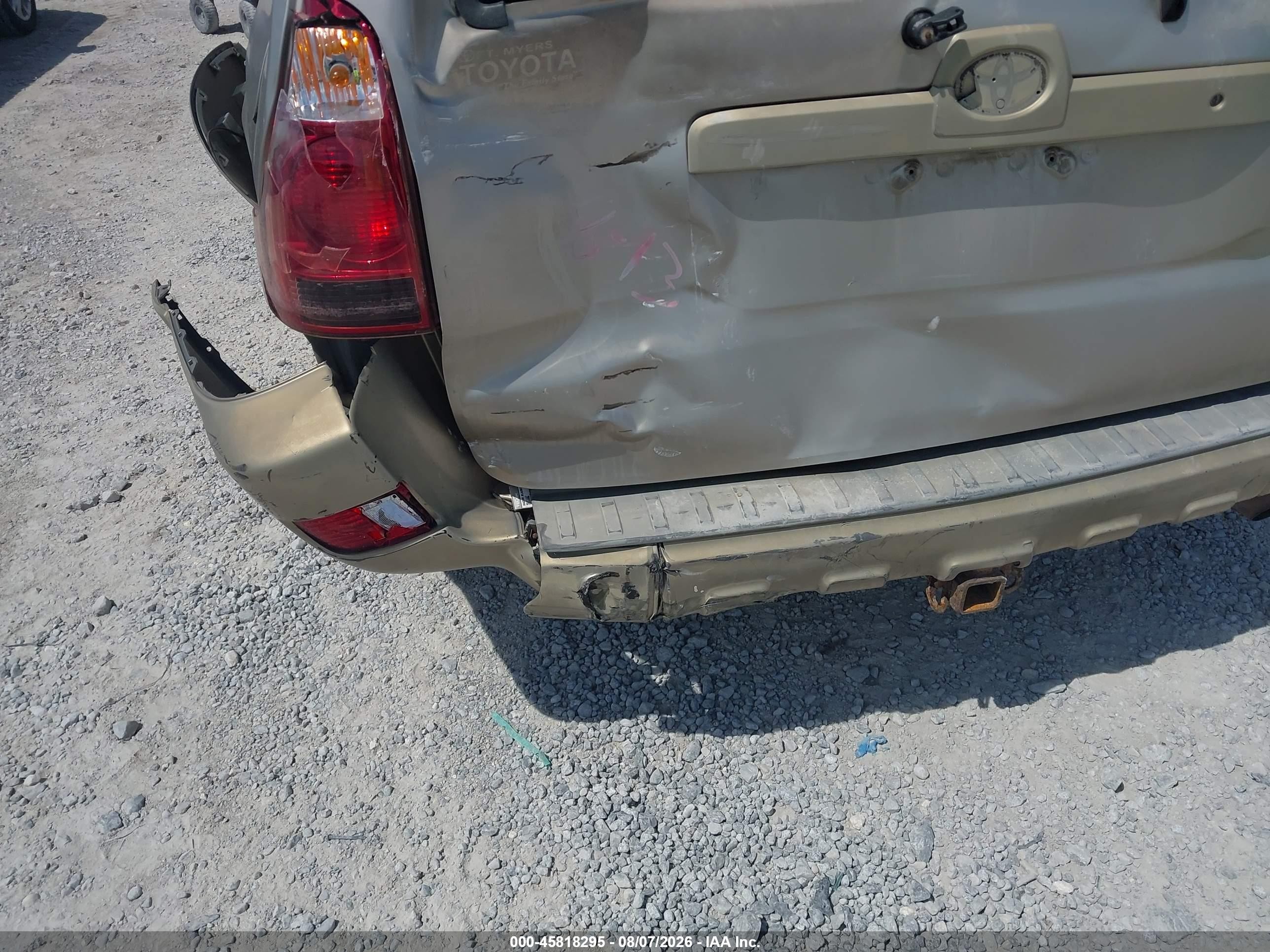 2004 Toyota 4runner Sr5 V6 Золотой vin: JTEZU14R240021055