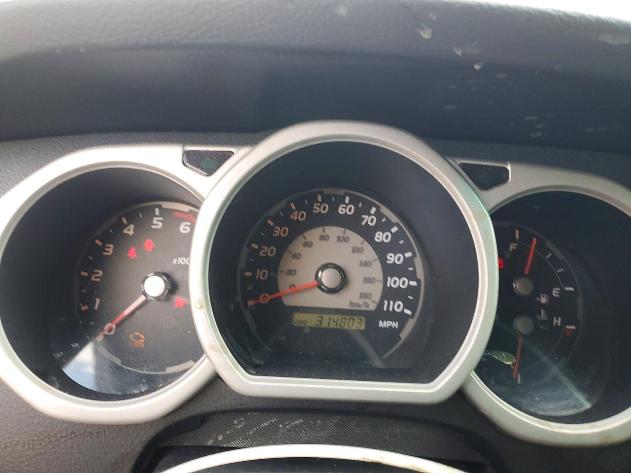 2005 Toyota 4runner Sr5 White vin: JTEZU14R250050685