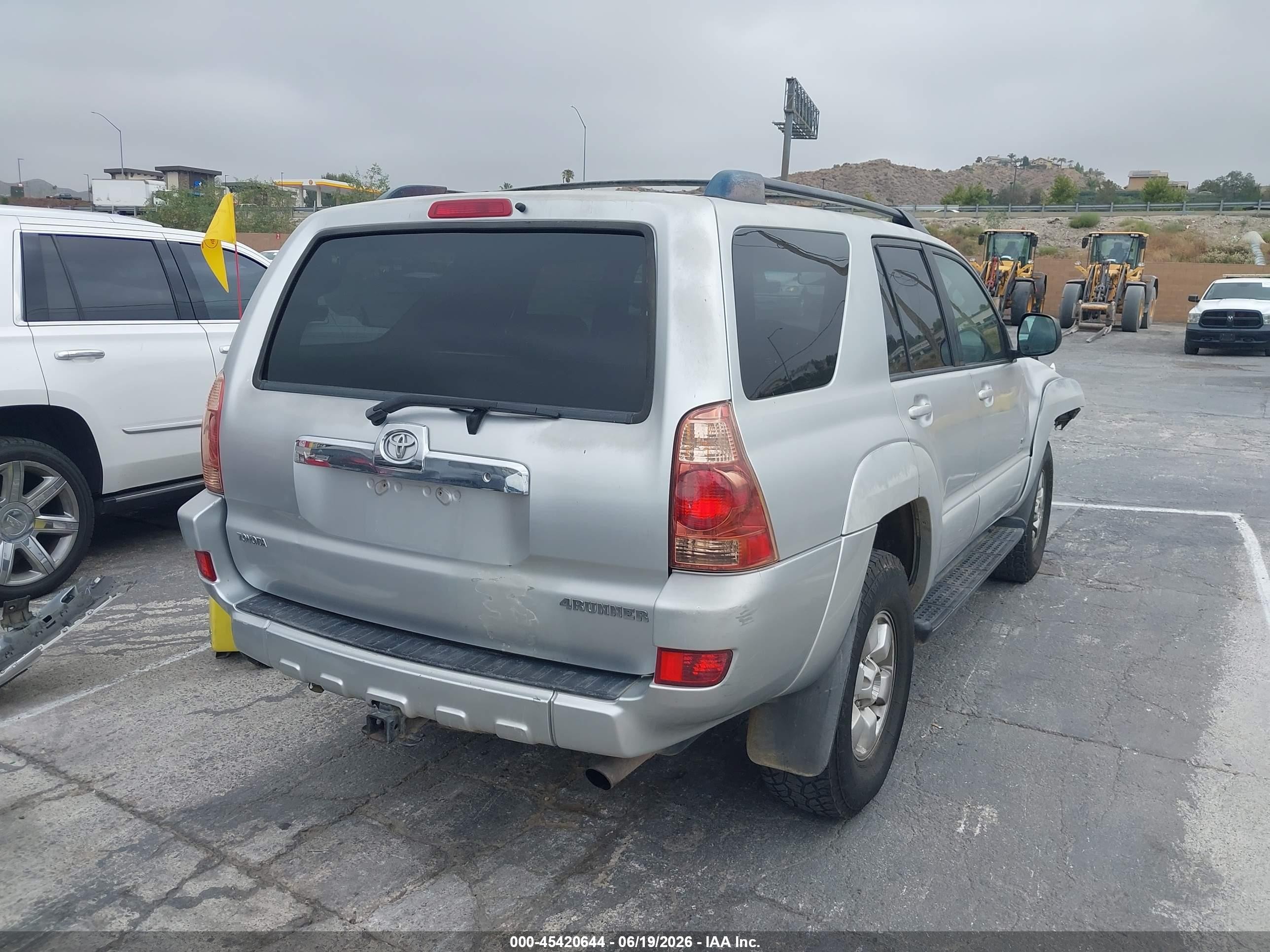 2005 Toyota 4runner Sr5 V6 Silver vin: JTEZU14R258039963