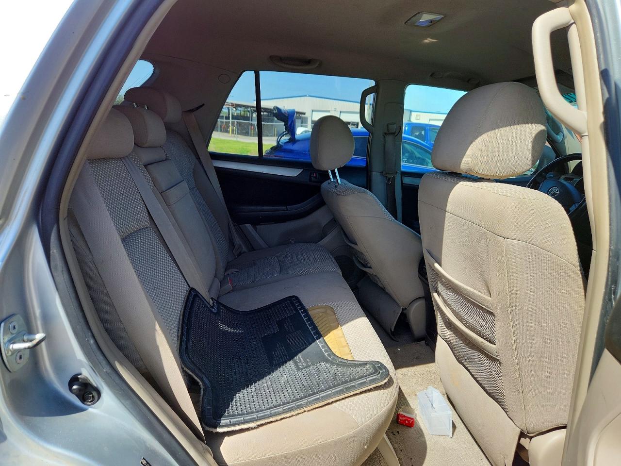 2006 Toyota 4runner Sr5 Silver vin: JTEZU14R268058112