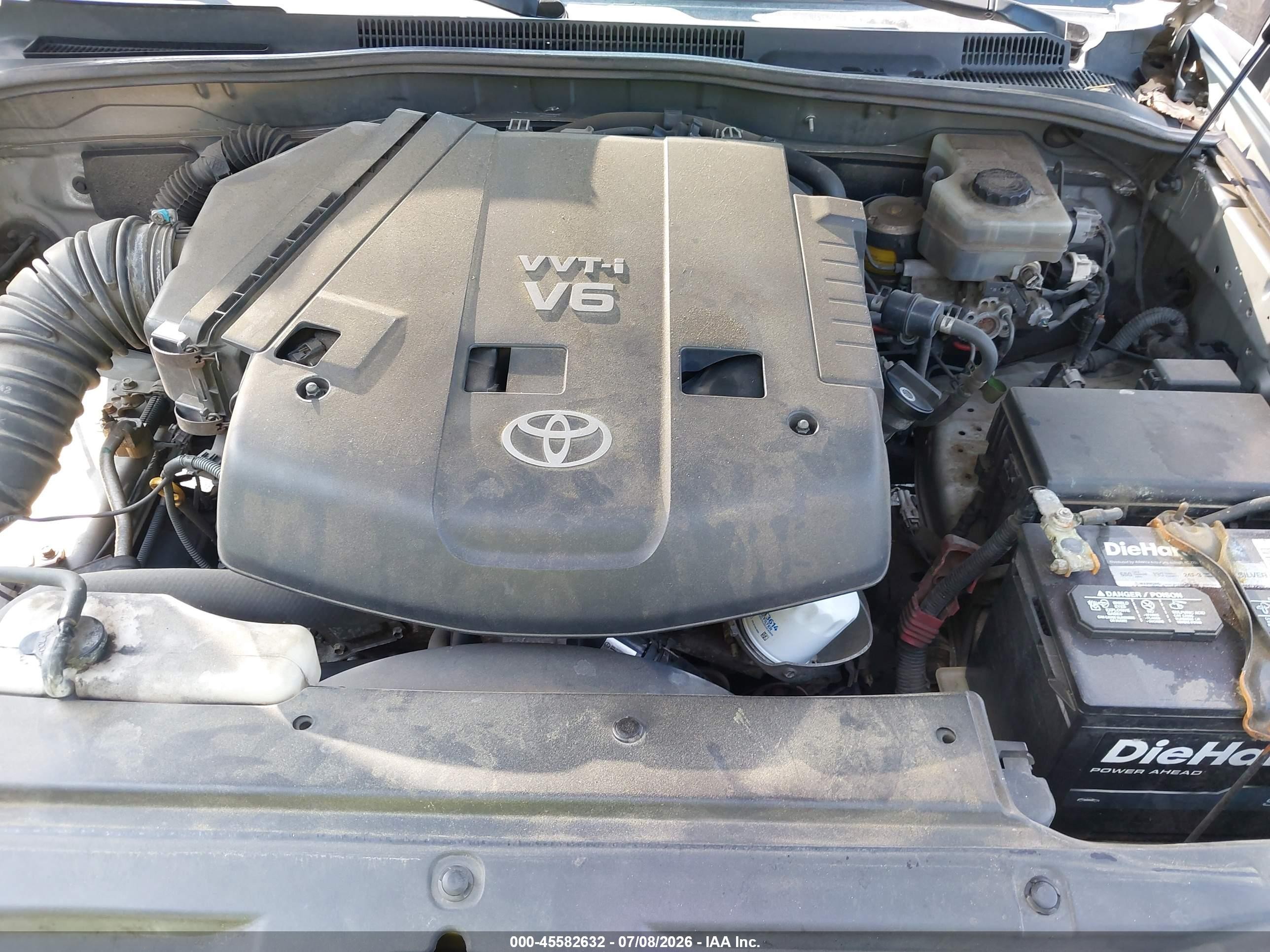 2004 Toyota 4runner Sr5 V6 Silver vin: JTEZU14R340024093