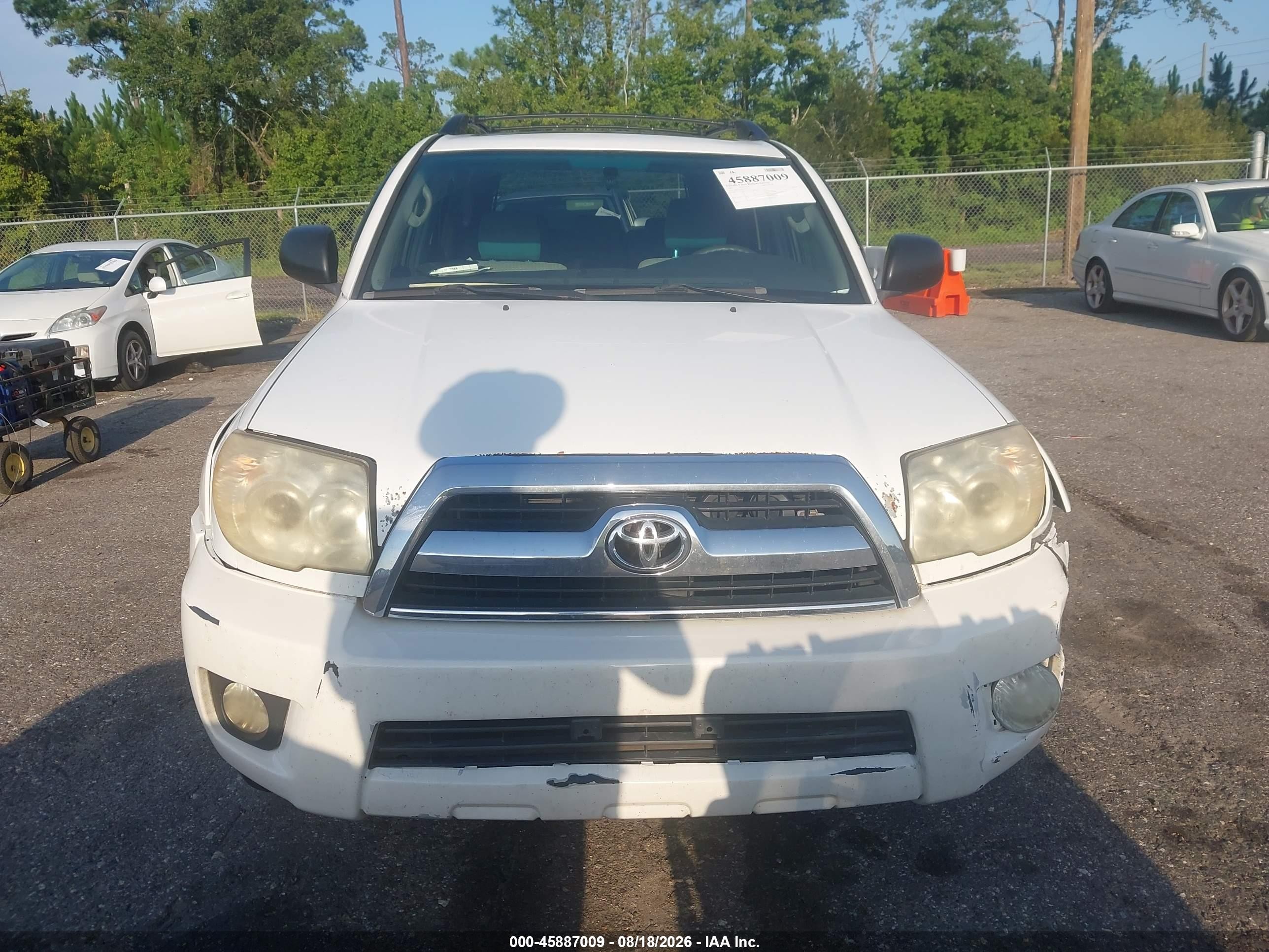 2007 Toyota 4runner Sr5 White vin: JTEZU14R370097565