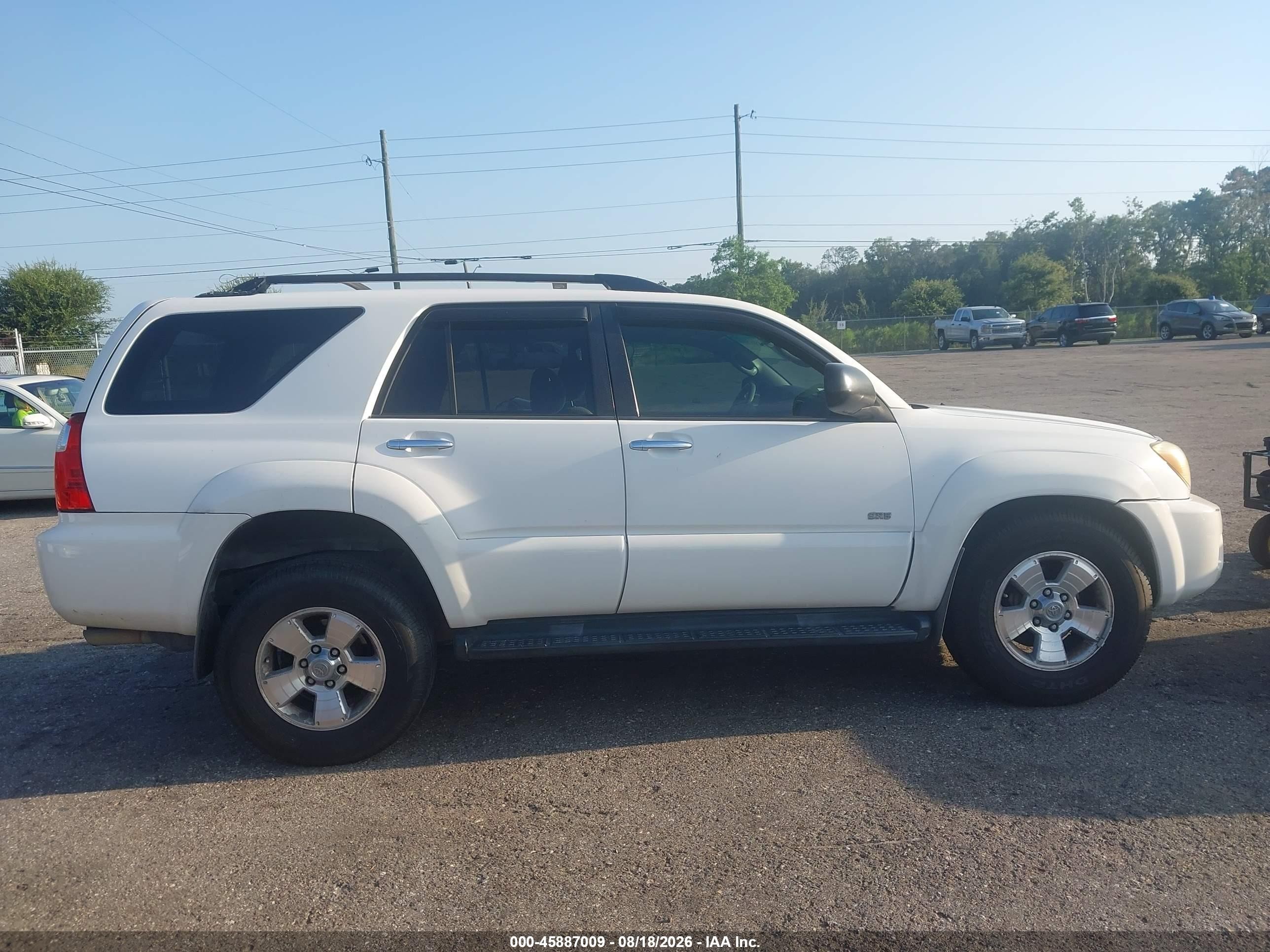 2007 Toyota 4runner Sr5 White vin: JTEZU14R370097565