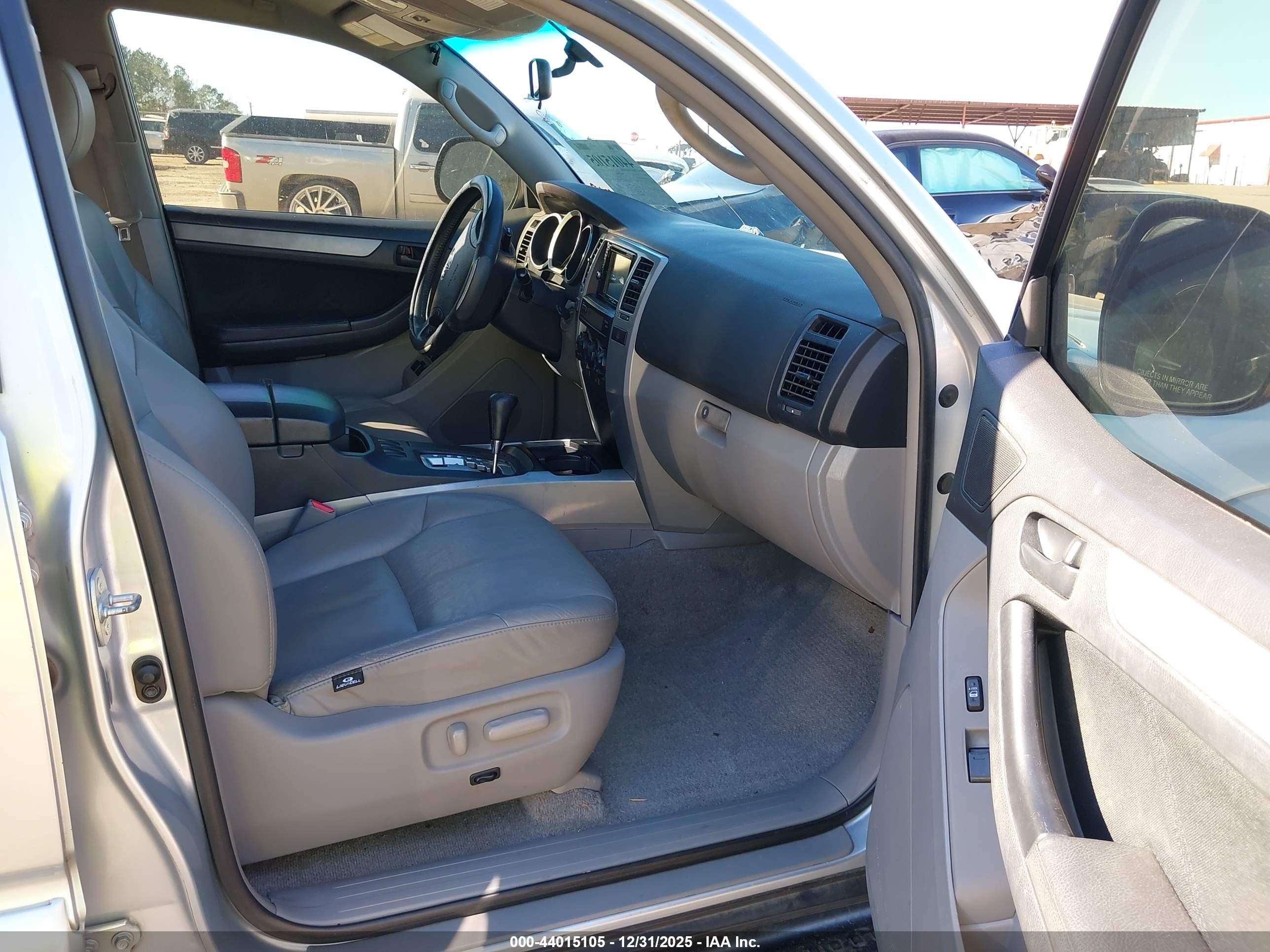 2007 Toyota 4runner Sr5 V6 Silver vin: JTEZU14R378071503