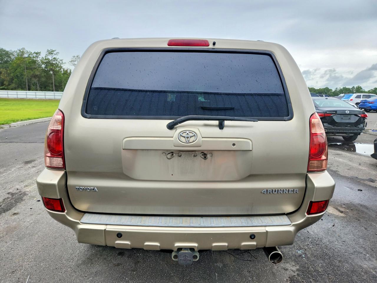 2004 Toyota 4runner Sr5 Gold vin: JTEZU14R448015355