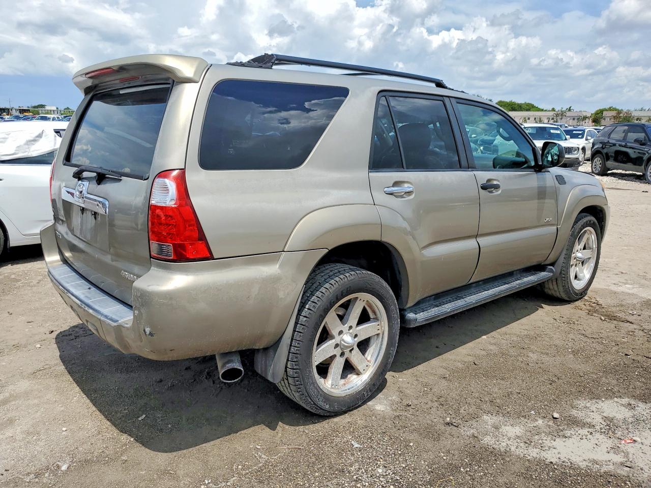 2006 Toyota 4runner Sr5 Gold vin: JTEZU14R460076819