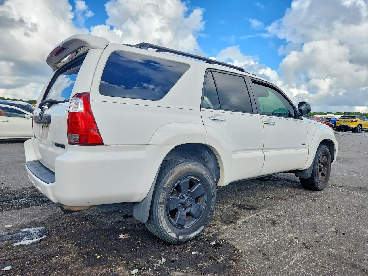 2006 Toyota 4runner Sr5 White vin: JTEZU14R468043644