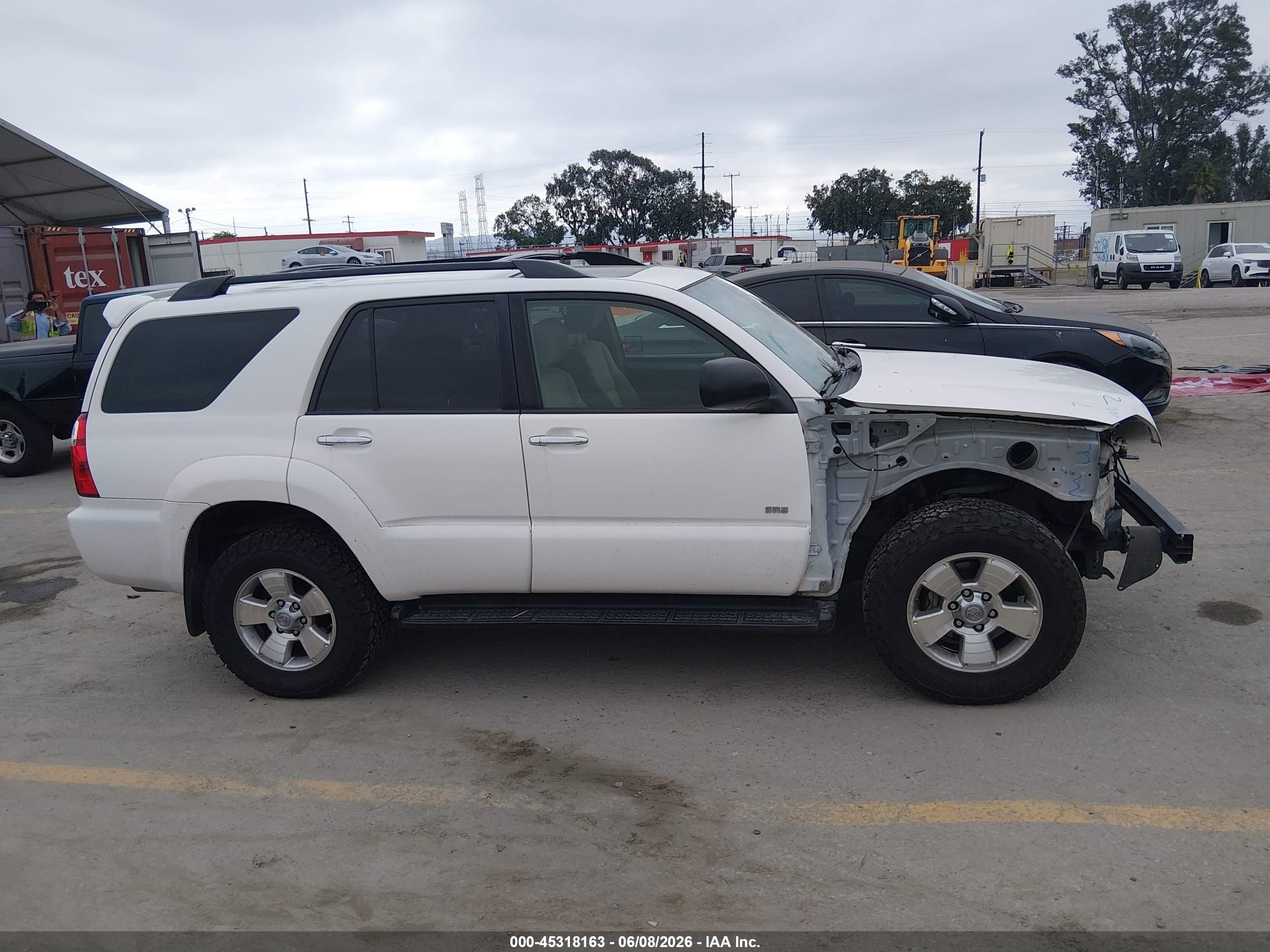 2008 Toyota 4runner Sr5 V6 White vin: JTEZU14R48K010102