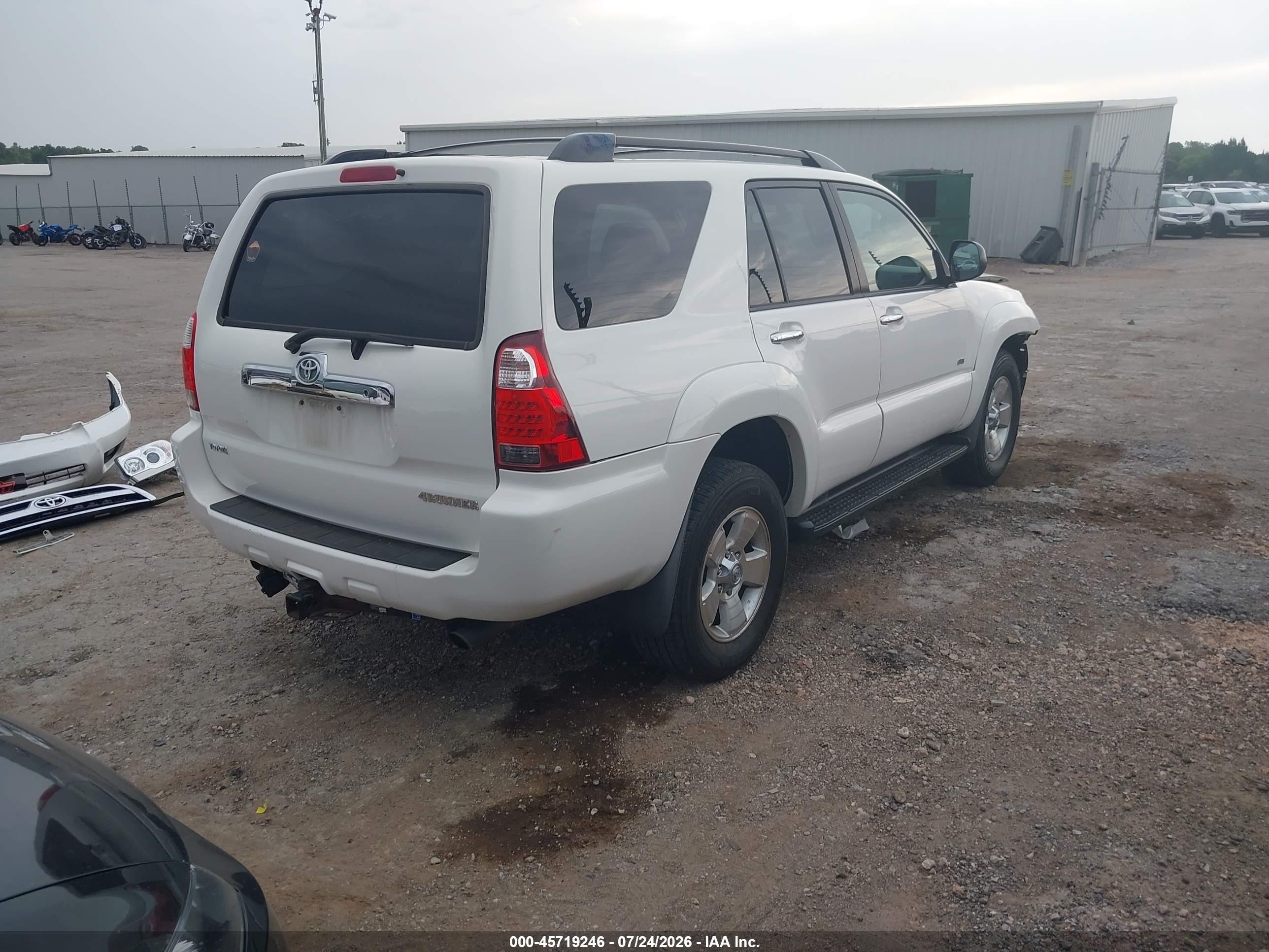 2008 Toyota 4runner Sr5 V6 White vin: JTEZU14R48K019012