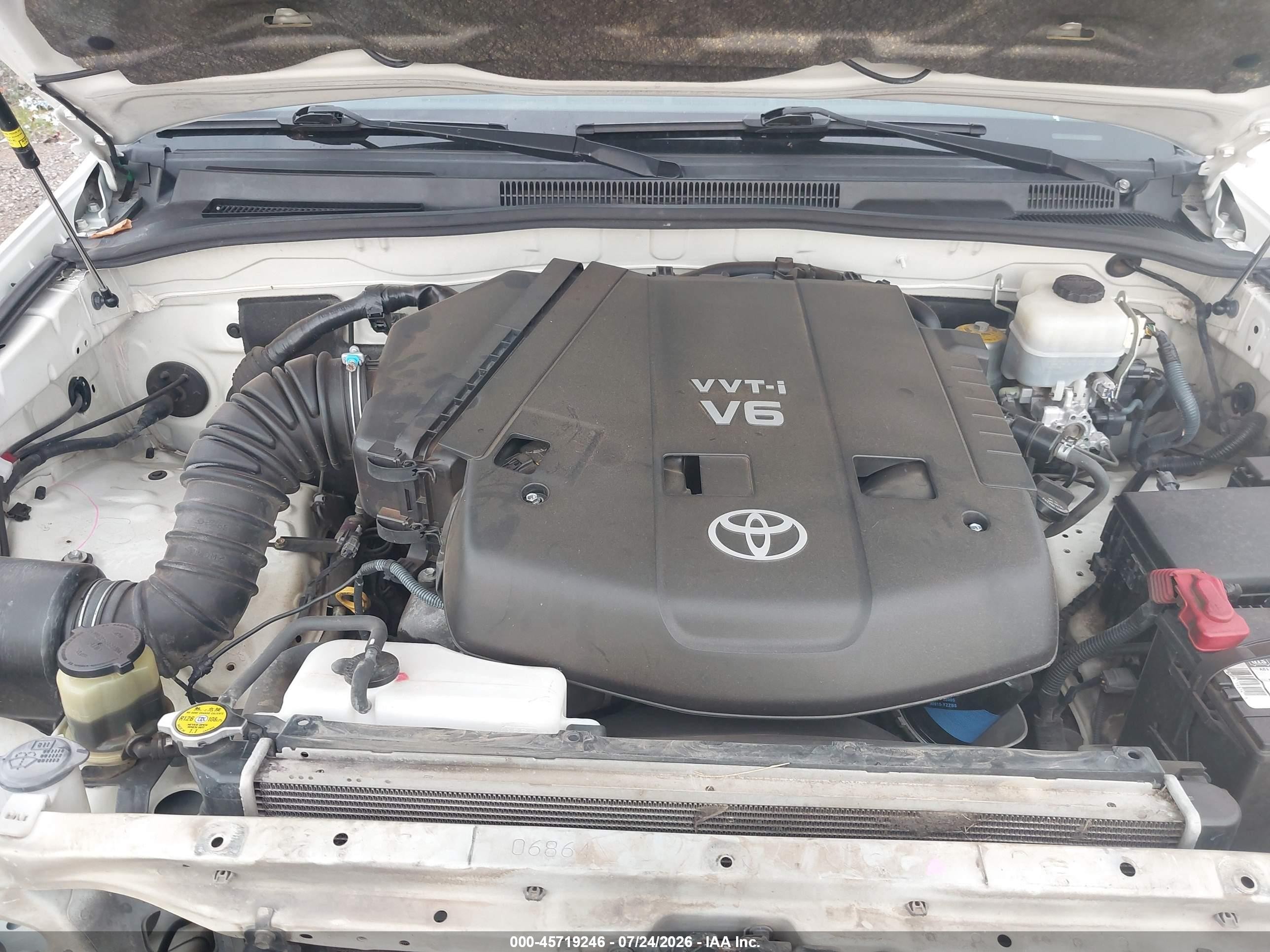 2008 Toyota 4runner Sr5 V6 White vin: JTEZU14R48K019012
