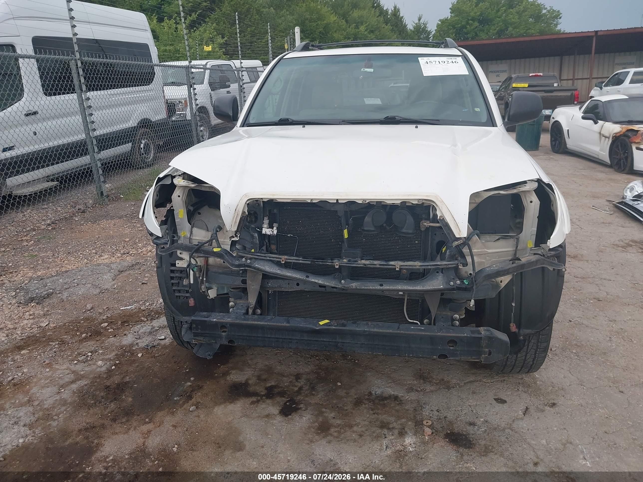 2008 Toyota 4runner Sr5 V6 White vin: JTEZU14R48K019012