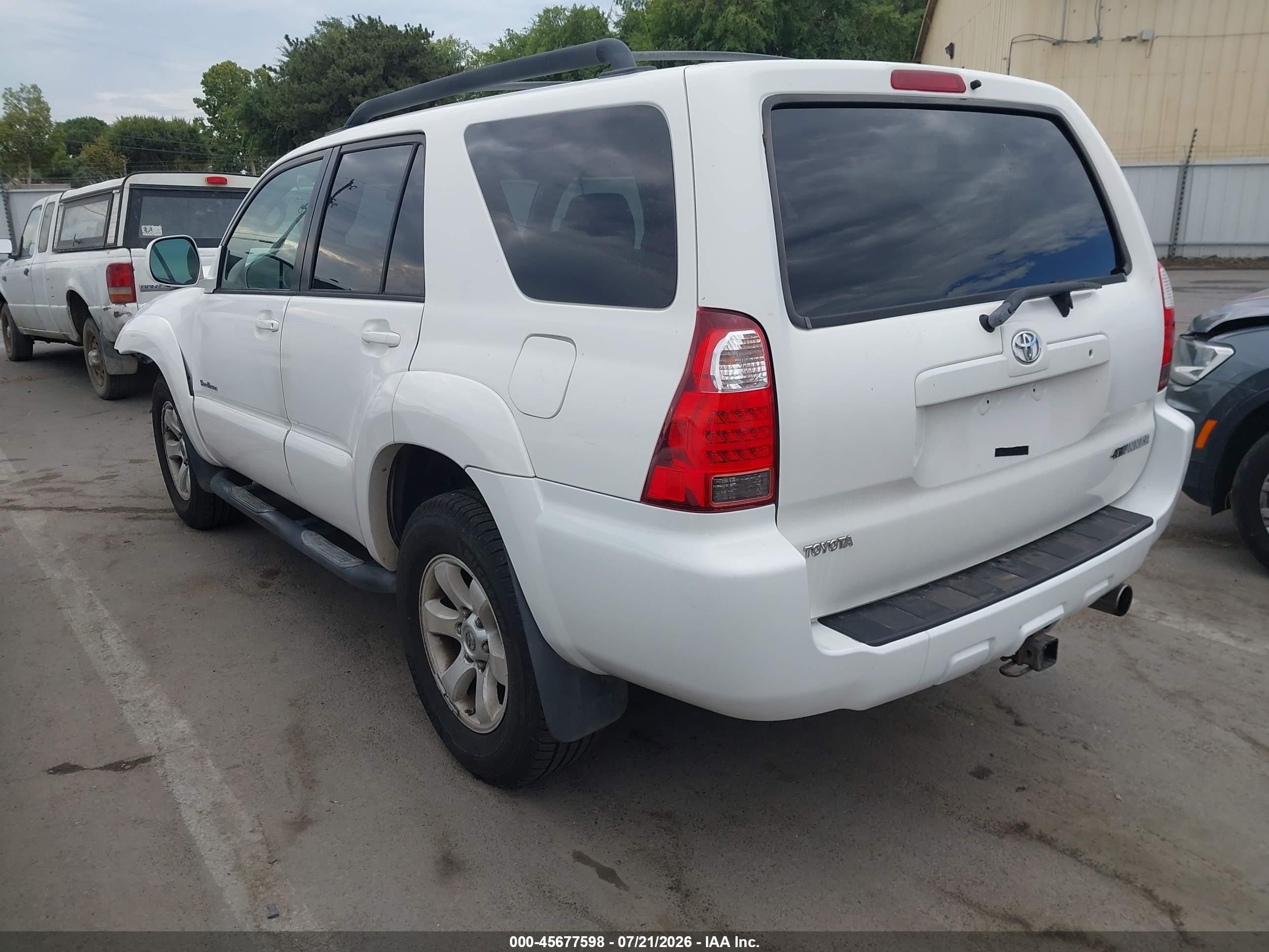 2006 Toyota 4runner Sr5 Sport V6 White vin: JTEZU14R560073556