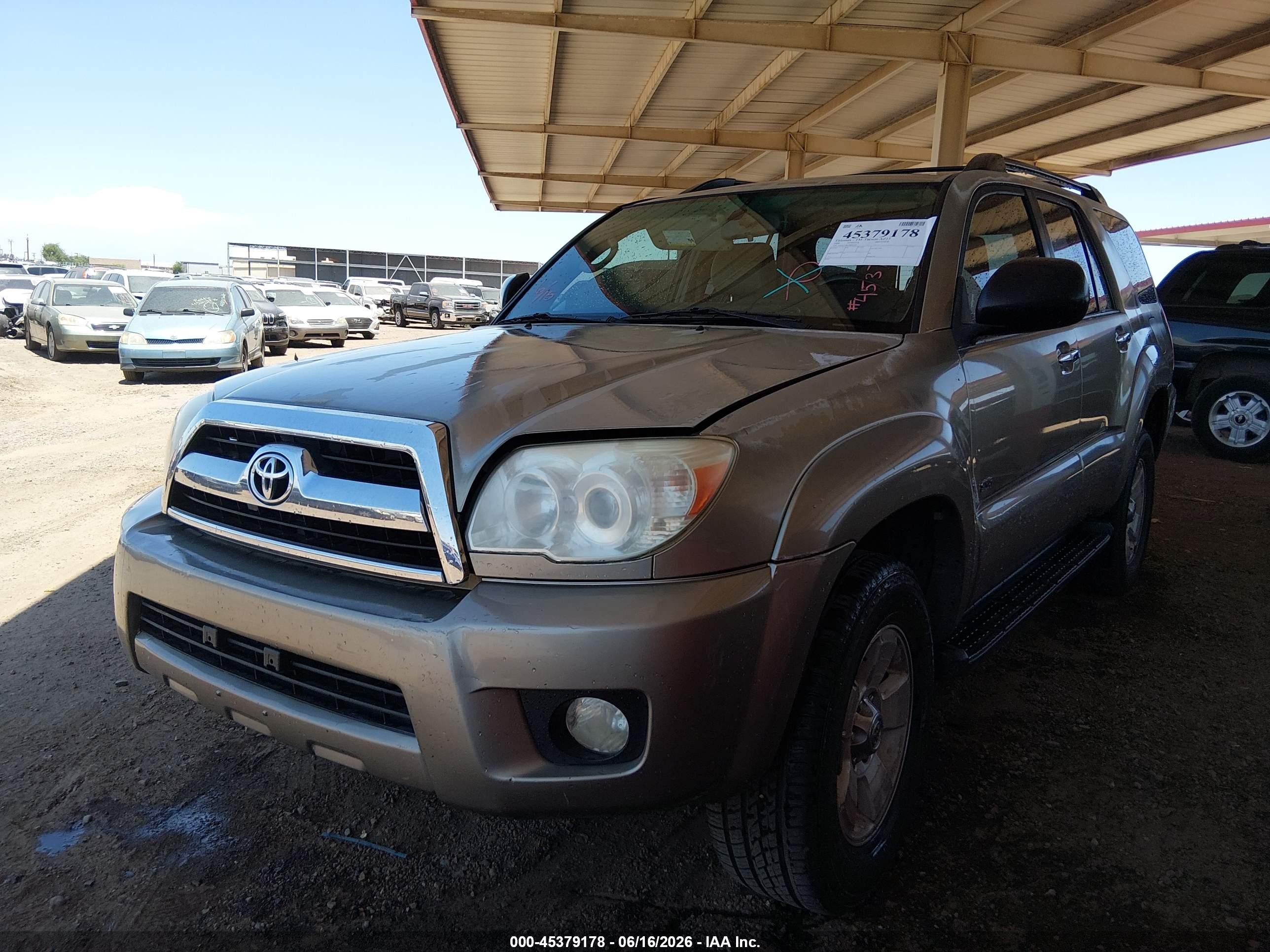2006 Toyota 4runner Sr5 V6 Gold vin: JTEZU14R568063501
