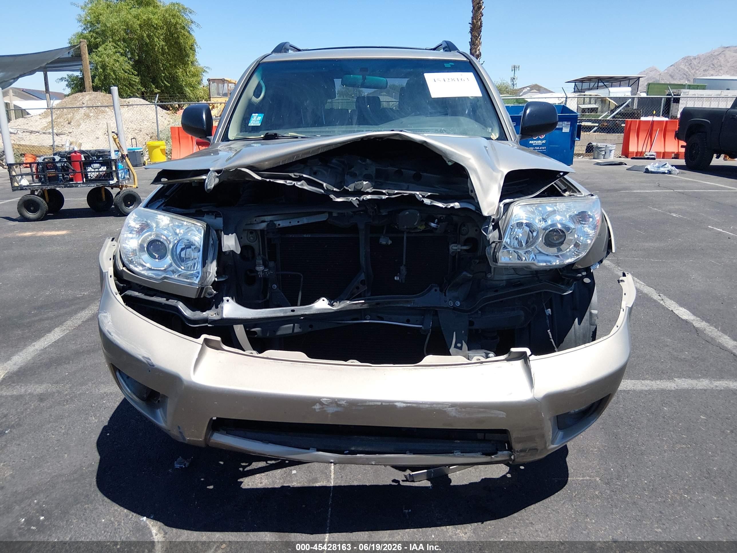 2008 Toyota 4runner Sr5 V6 Gold vin: JTEZU14R580101083
