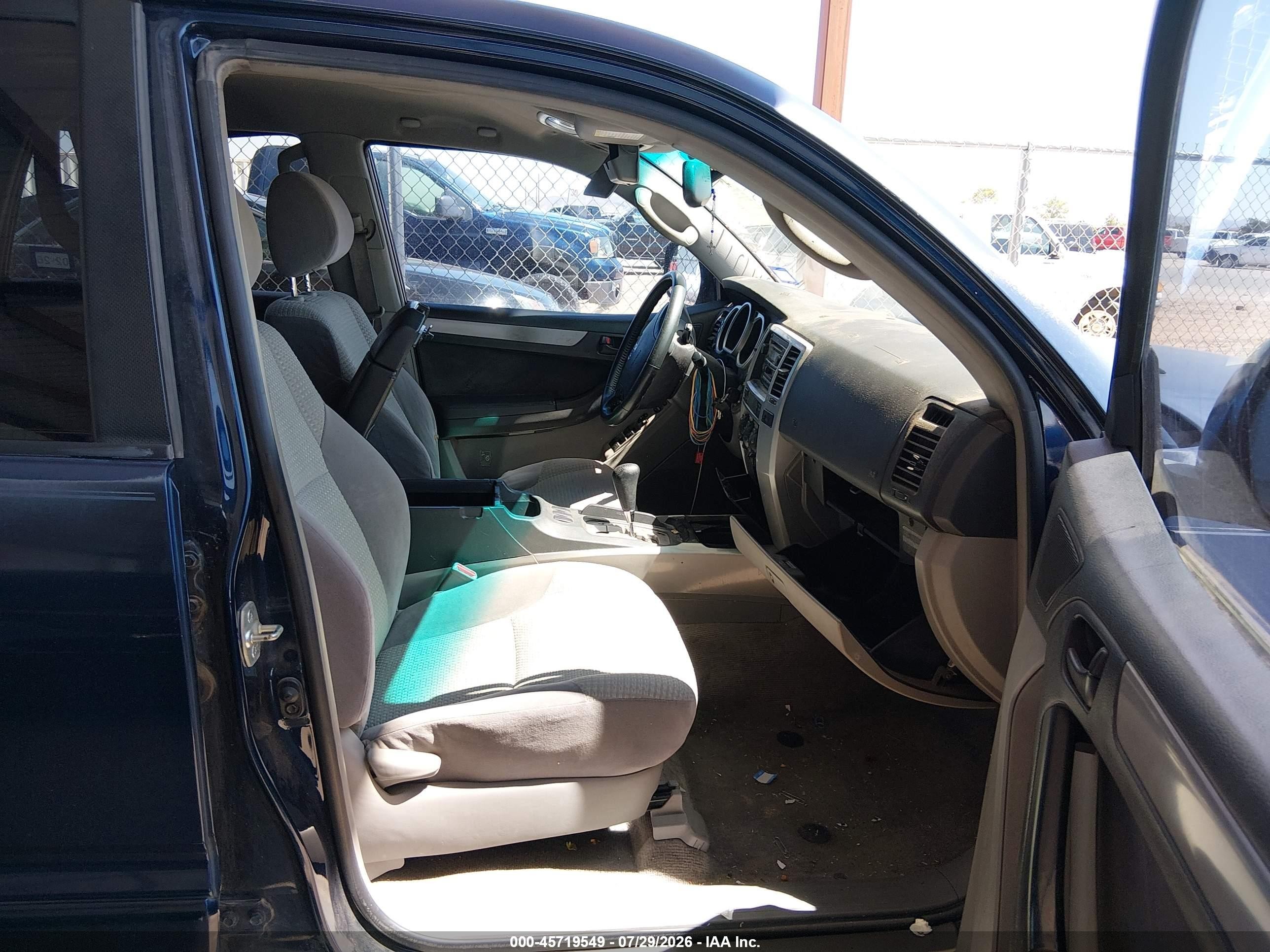 2005 Toyota 4runner Sr5 V6 Blue vin: JTEZU14R658036404