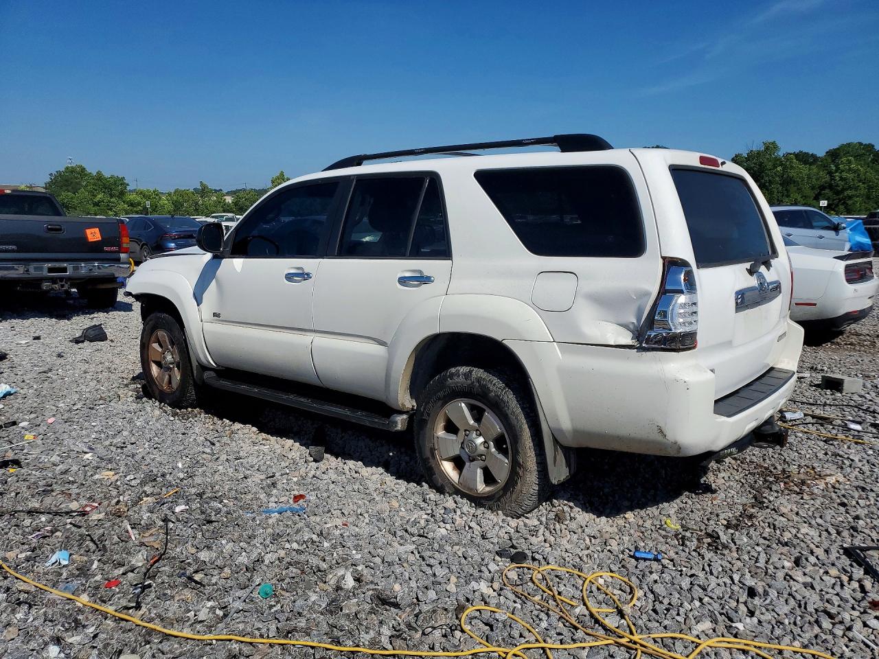 2007 Toyota 4runner Sr5 White vin: JTEZU14R678067655